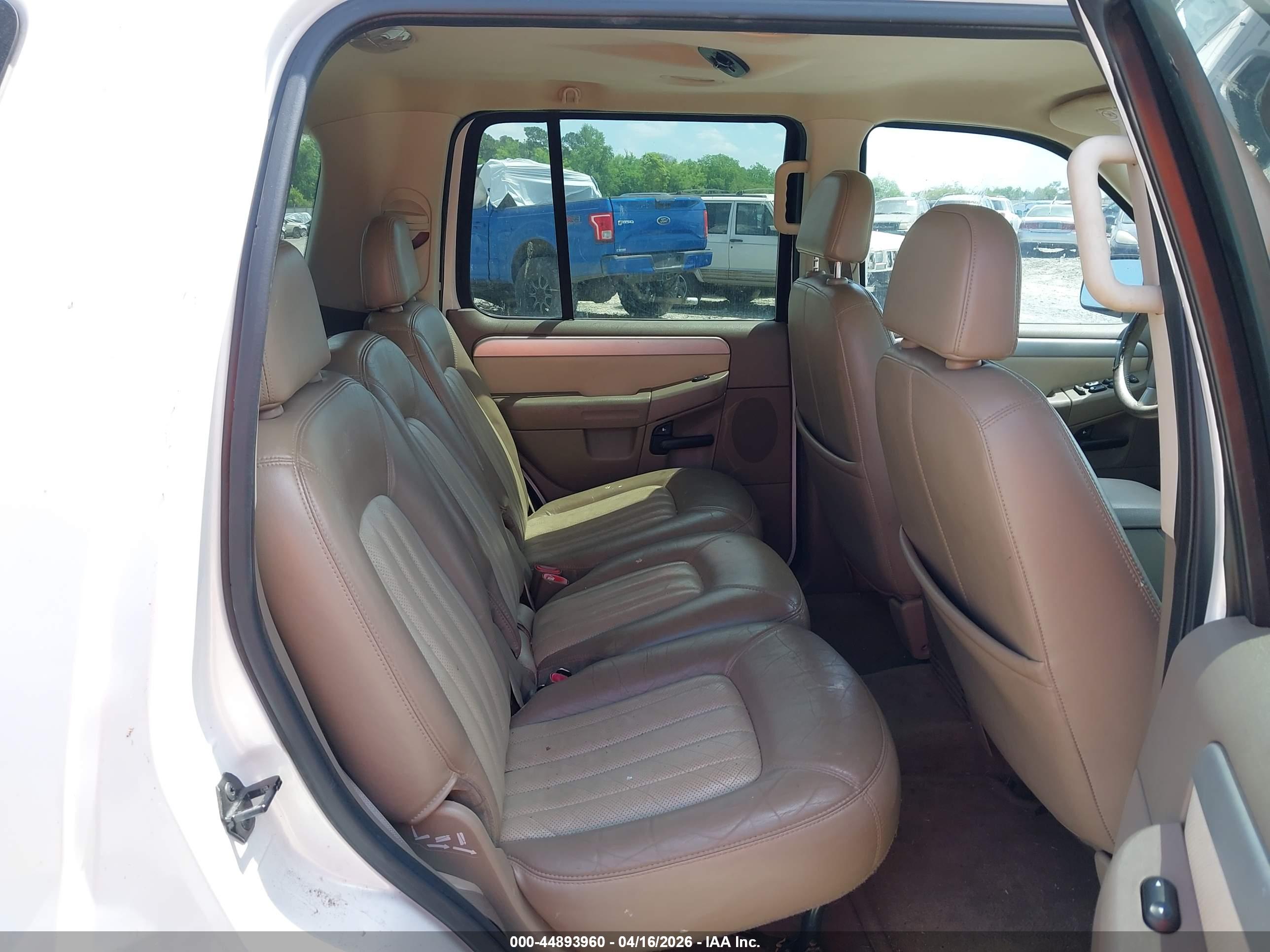MERCURY MOUNTAINEER image 8