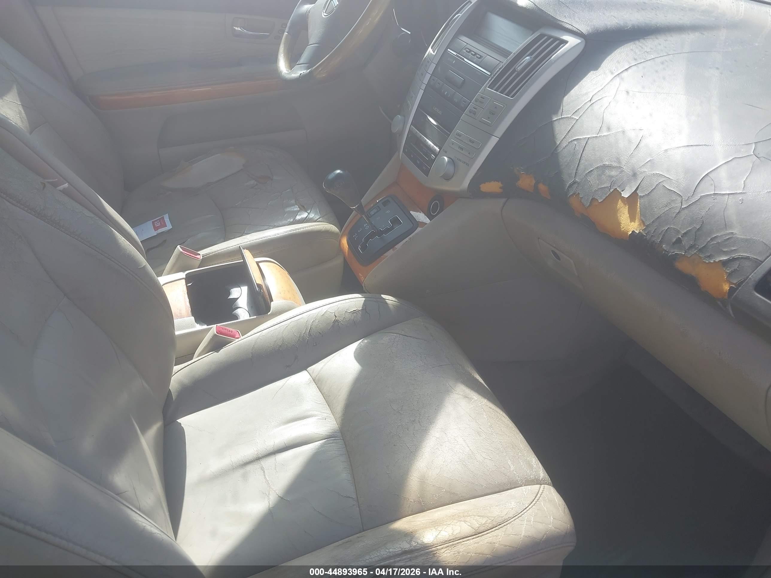 LEXUS RX image 5