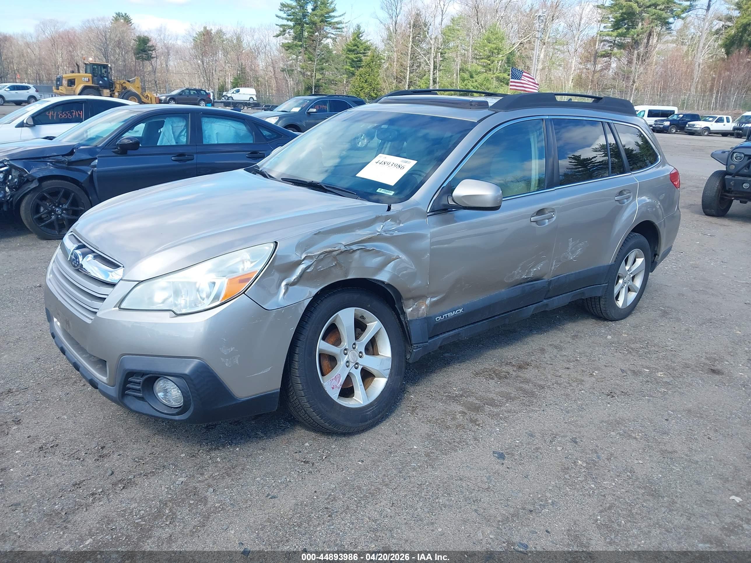 SUBARU OUTBACK image 2