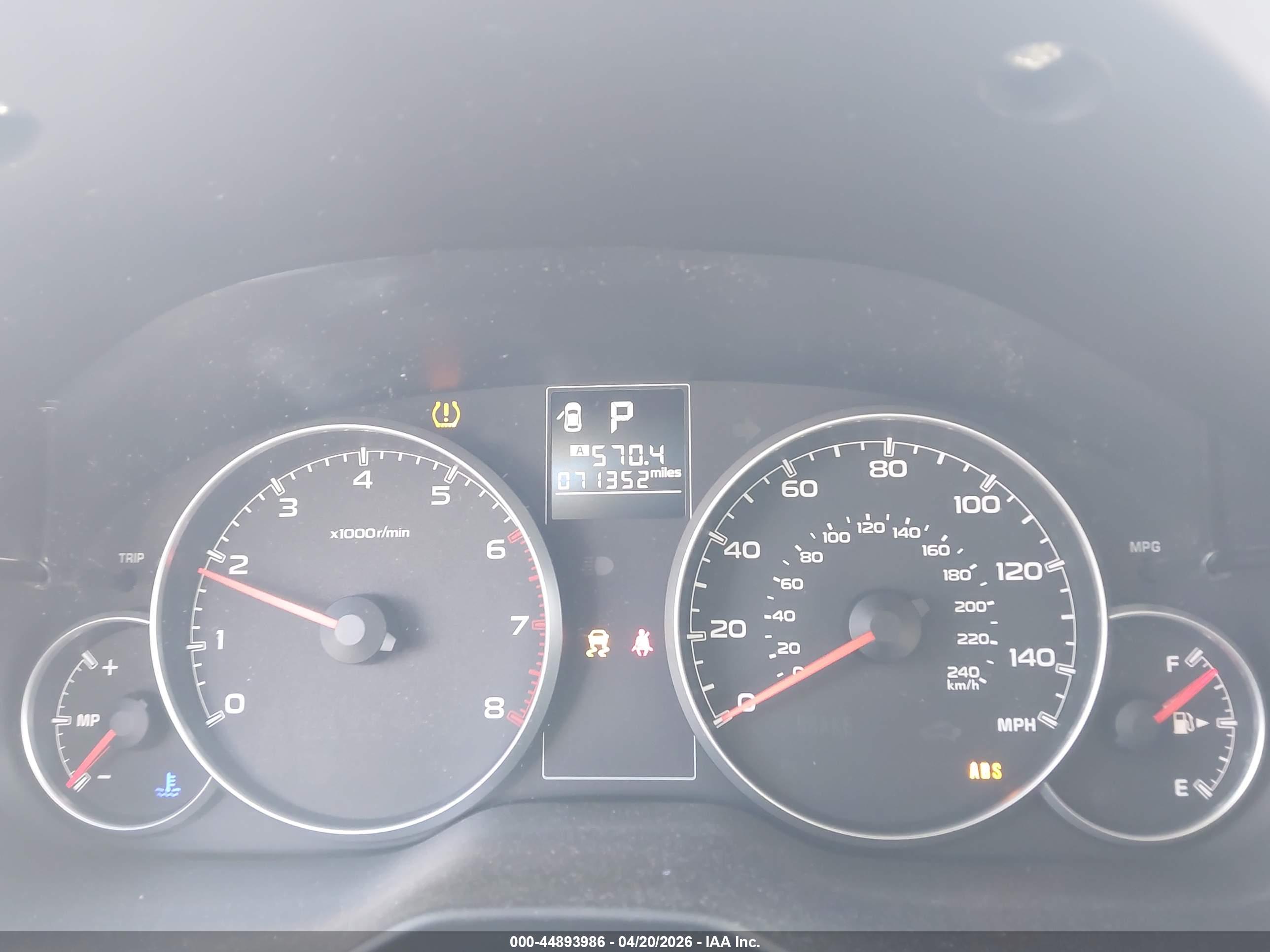 SUBARU OUTBACK image 7