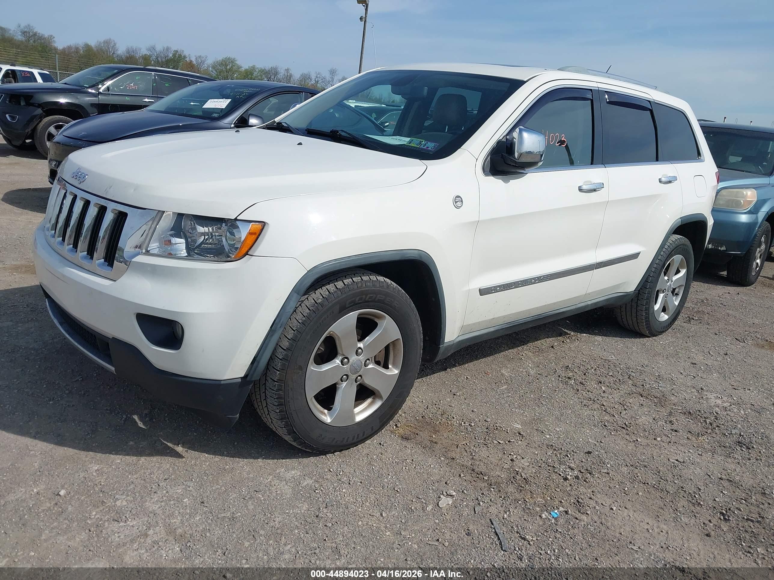 JEEP GRAND image 2
