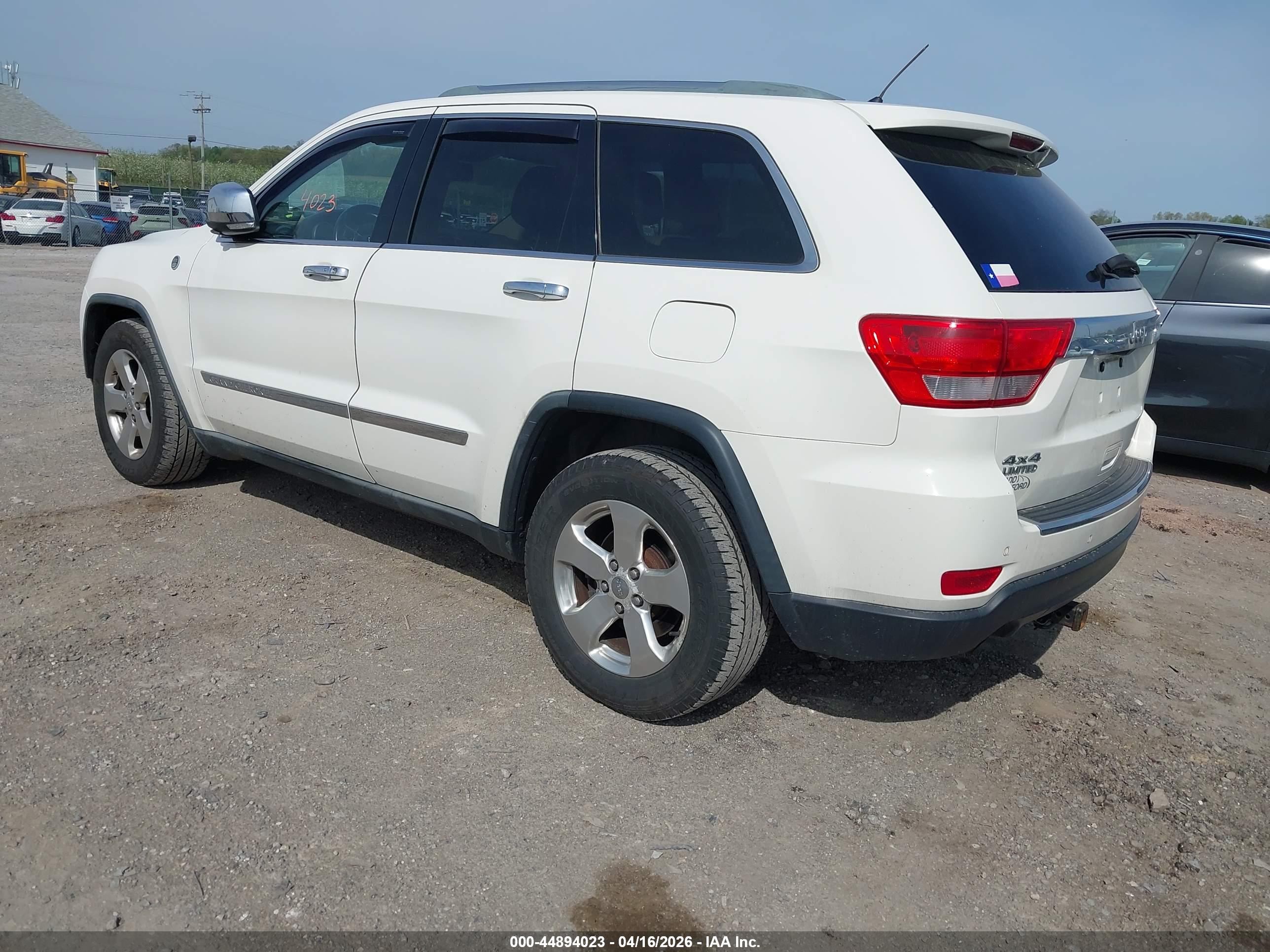 JEEP GRAND image 3