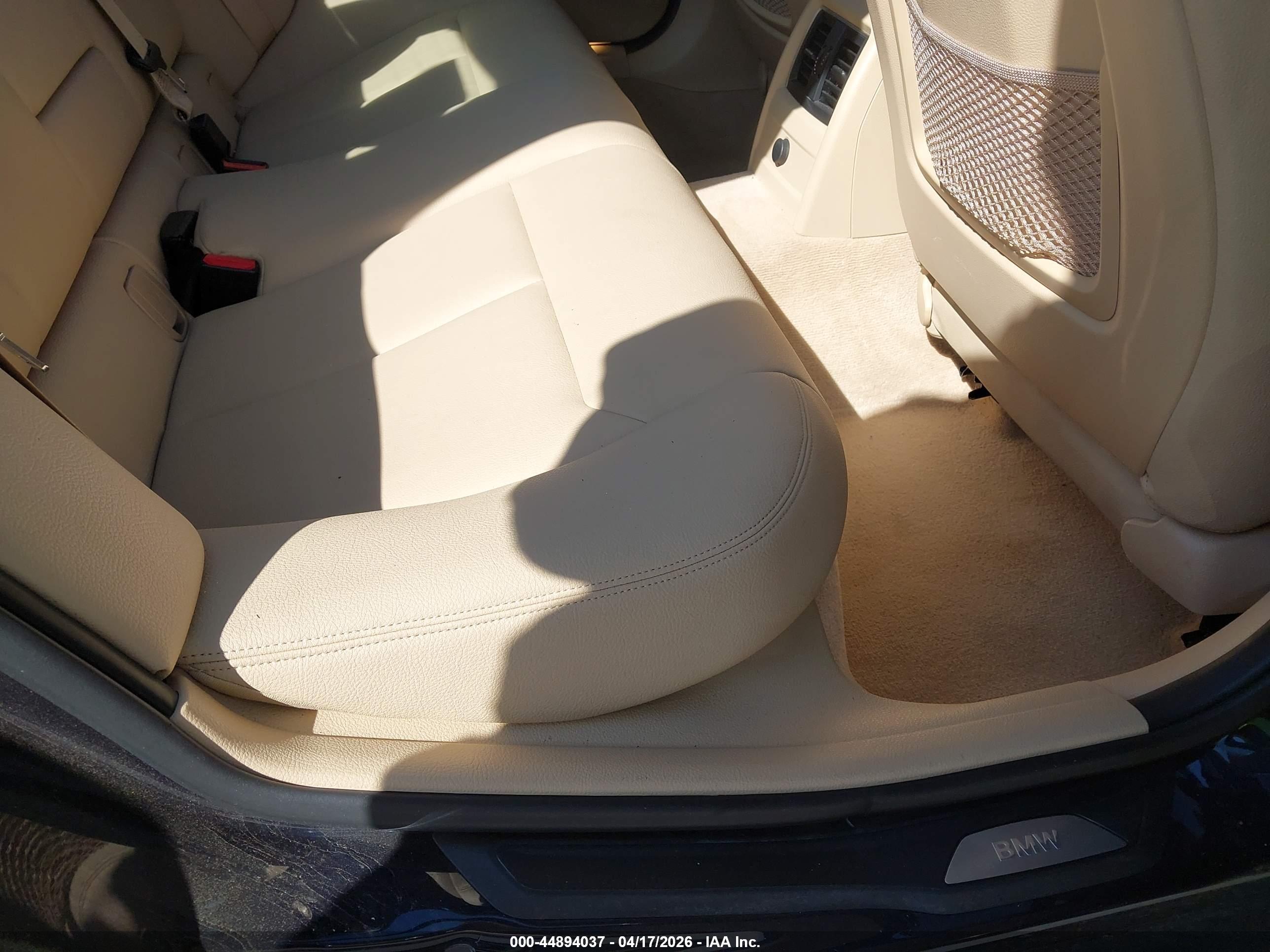 BMW 328I image 8