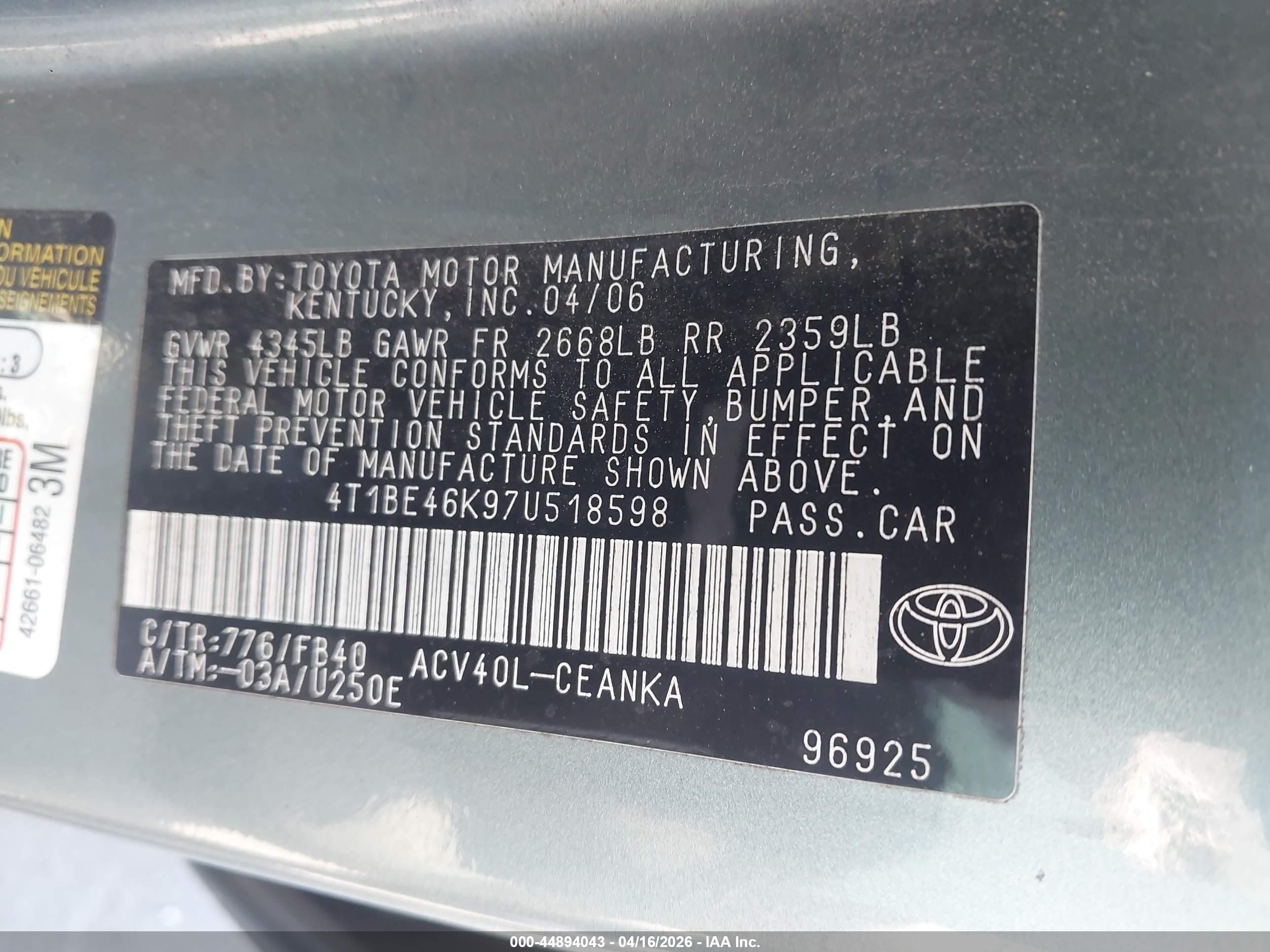 TOYOTA CAMRY image 9