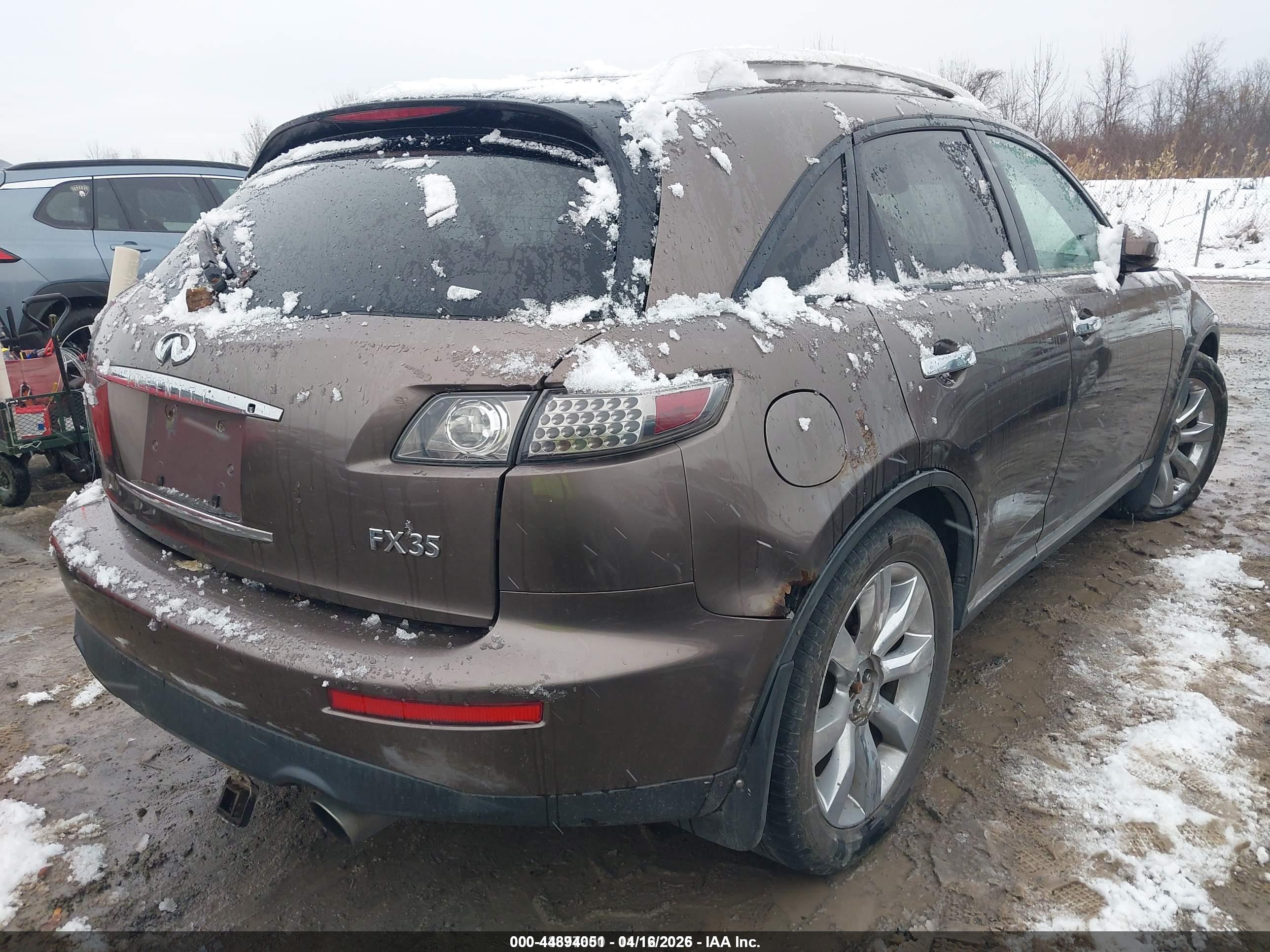 INFINITI FX35 image 4
