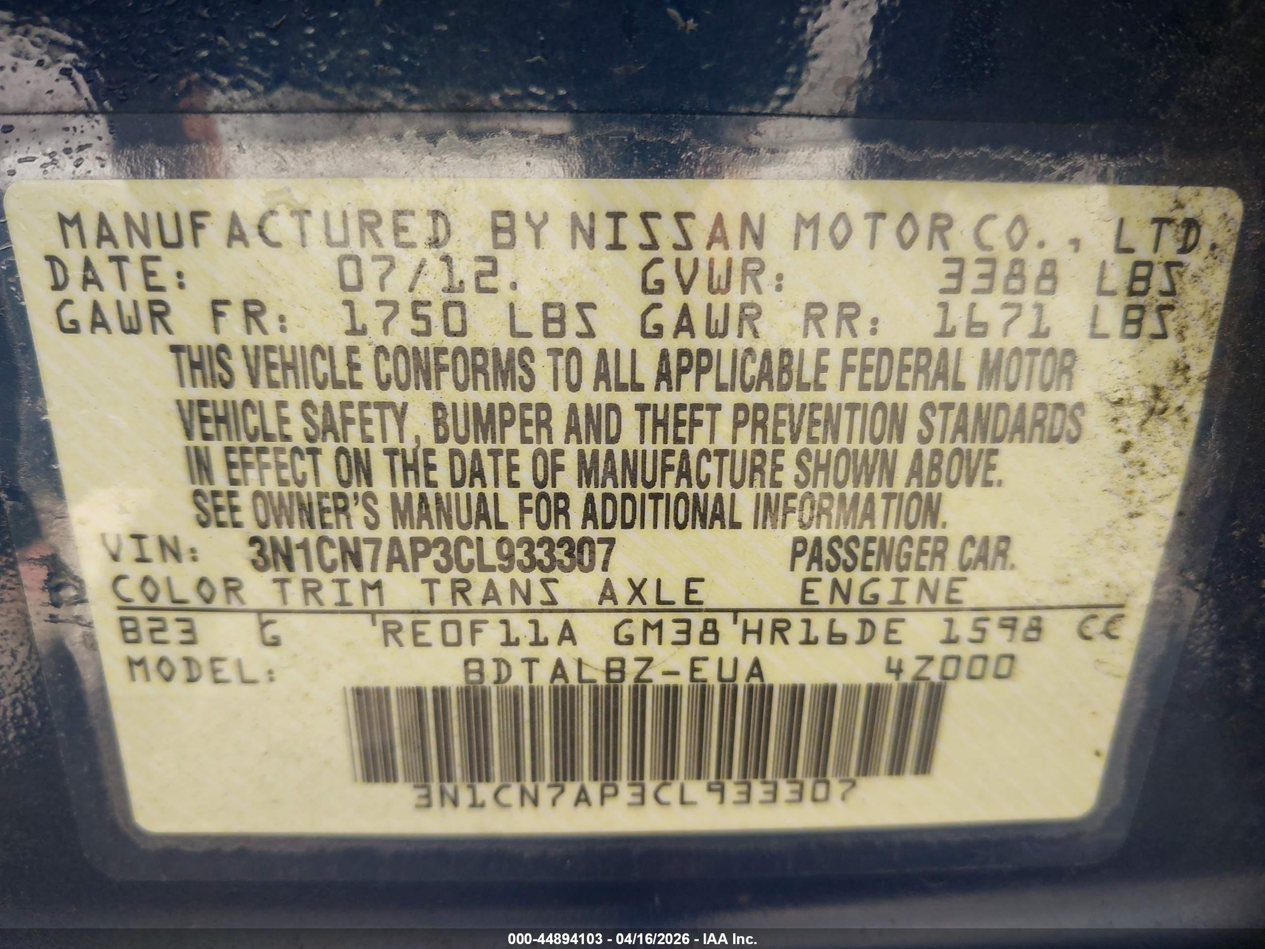 NISSAN VERSA image 9