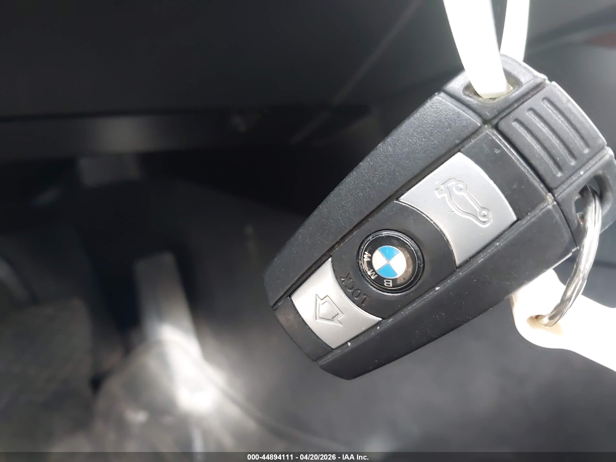 BMW 328I image 11