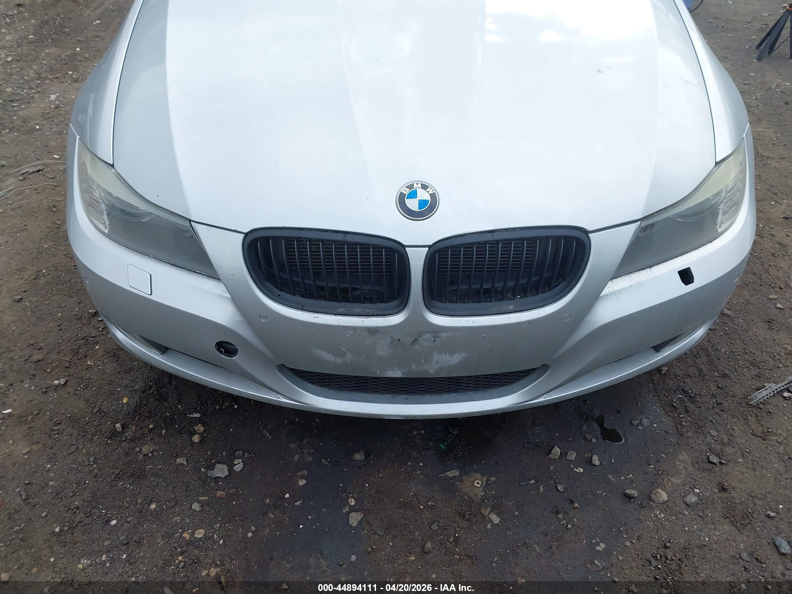 BMW 328I image 6