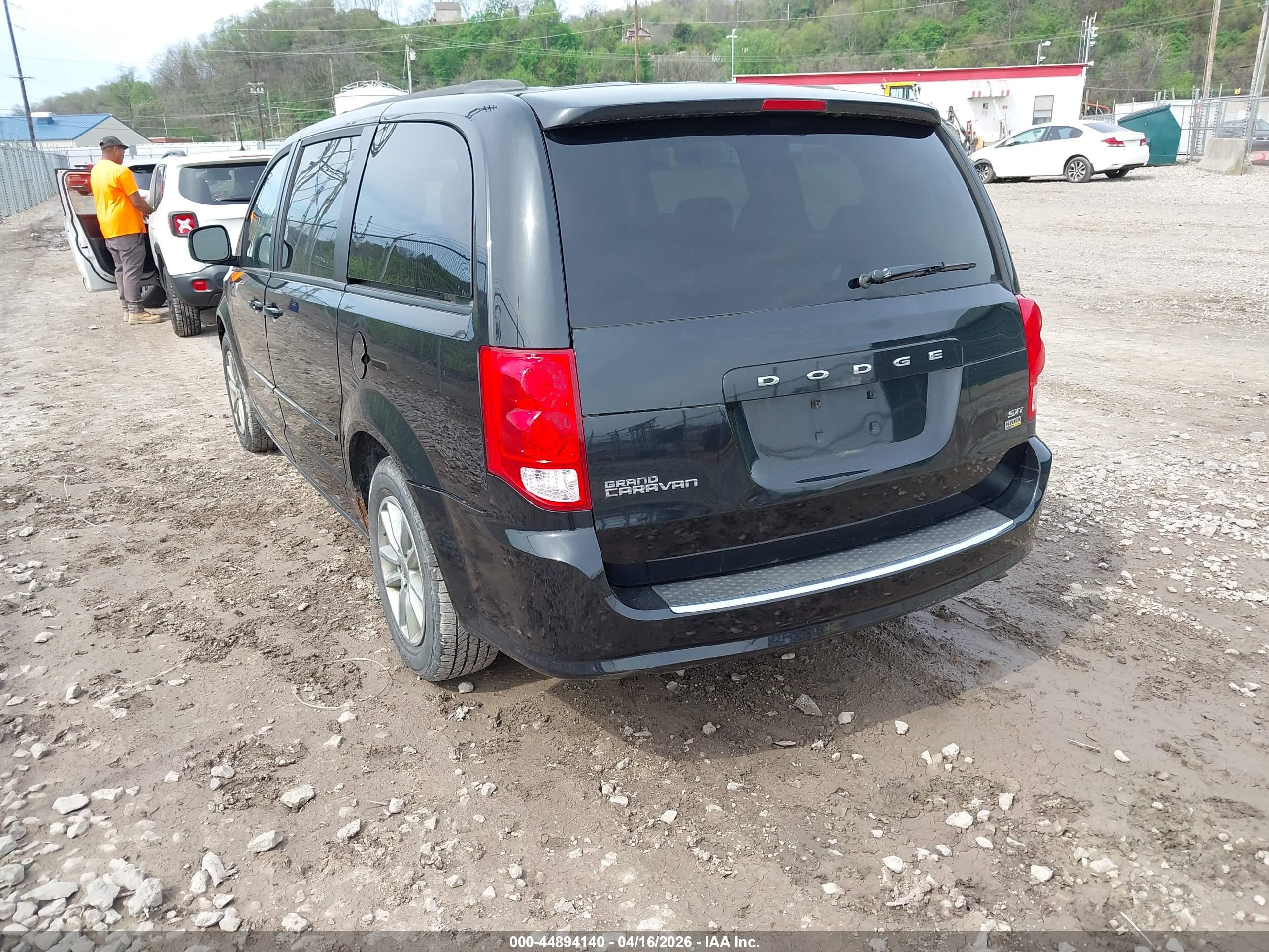 DODGE GRAND image 3