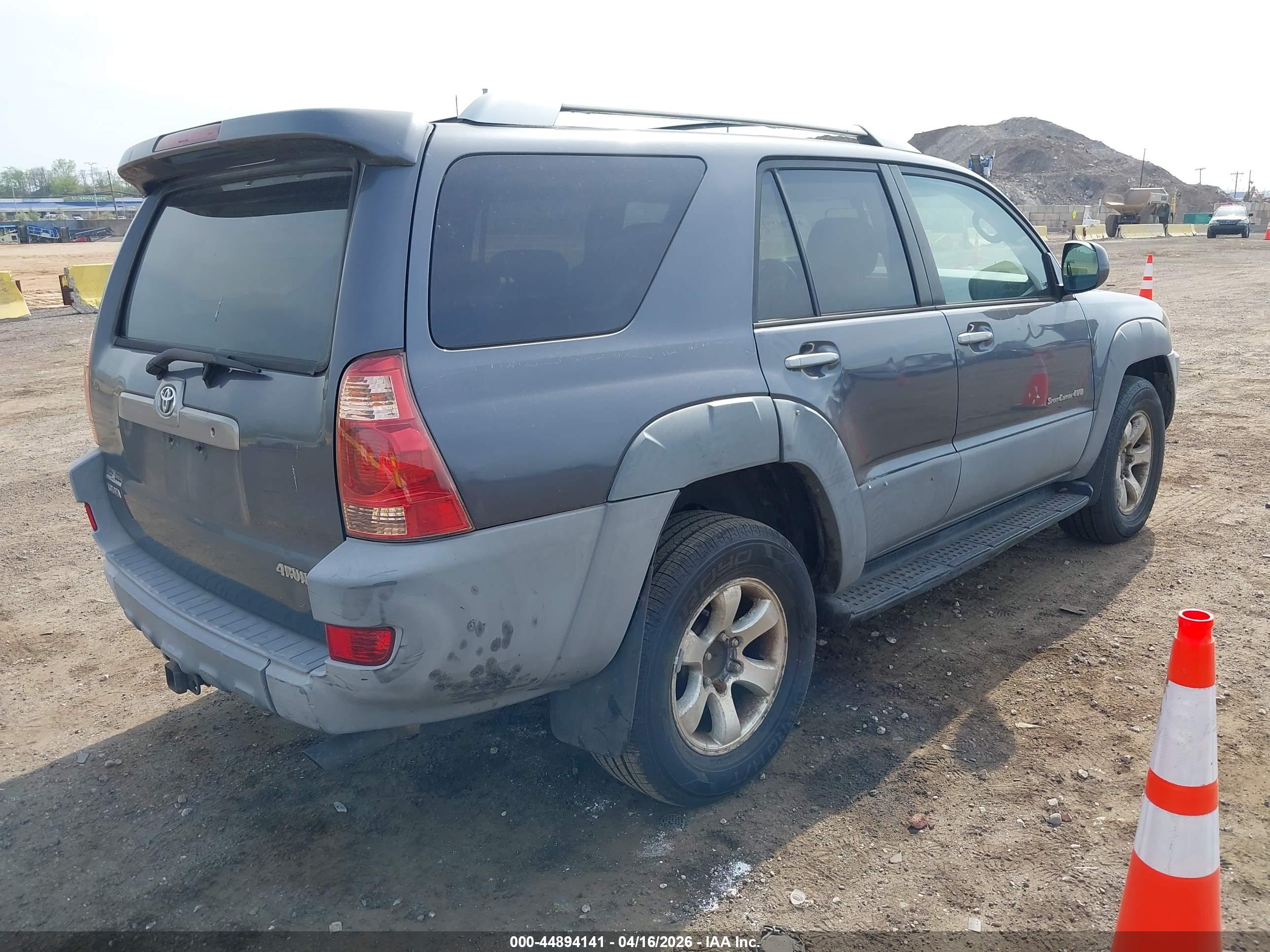 TOYOTA 4RUNNER image 4
