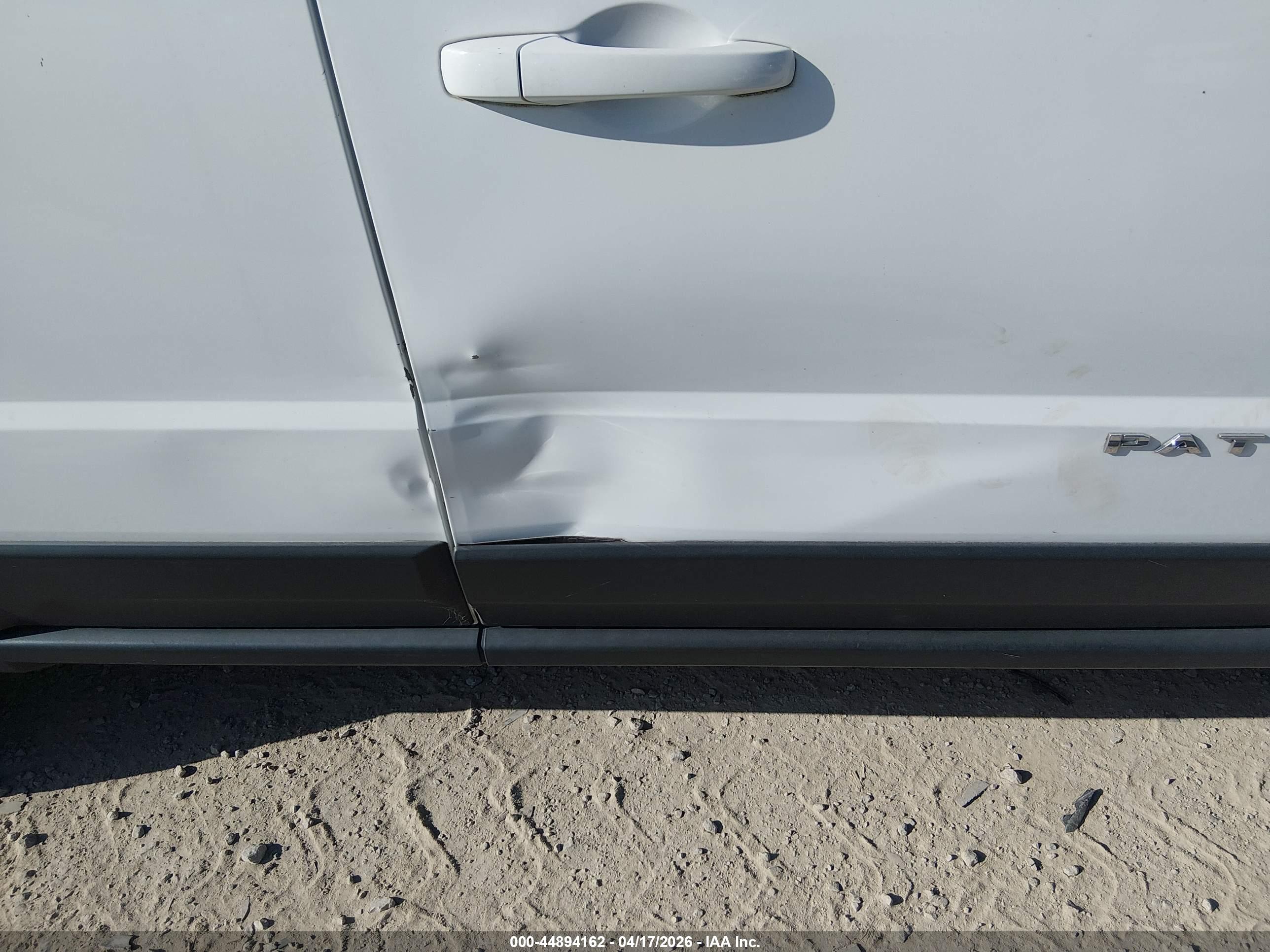 JEEP PATRIOT image 6