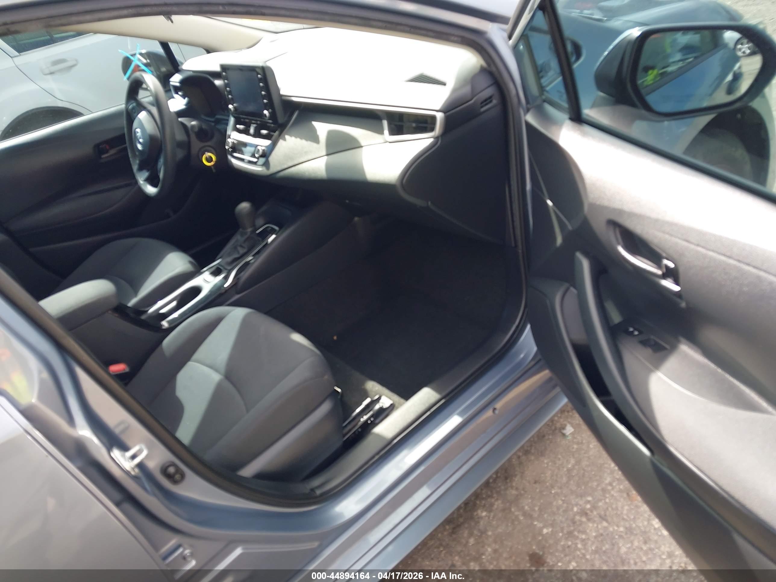 TOYOTA COROLLA image 5