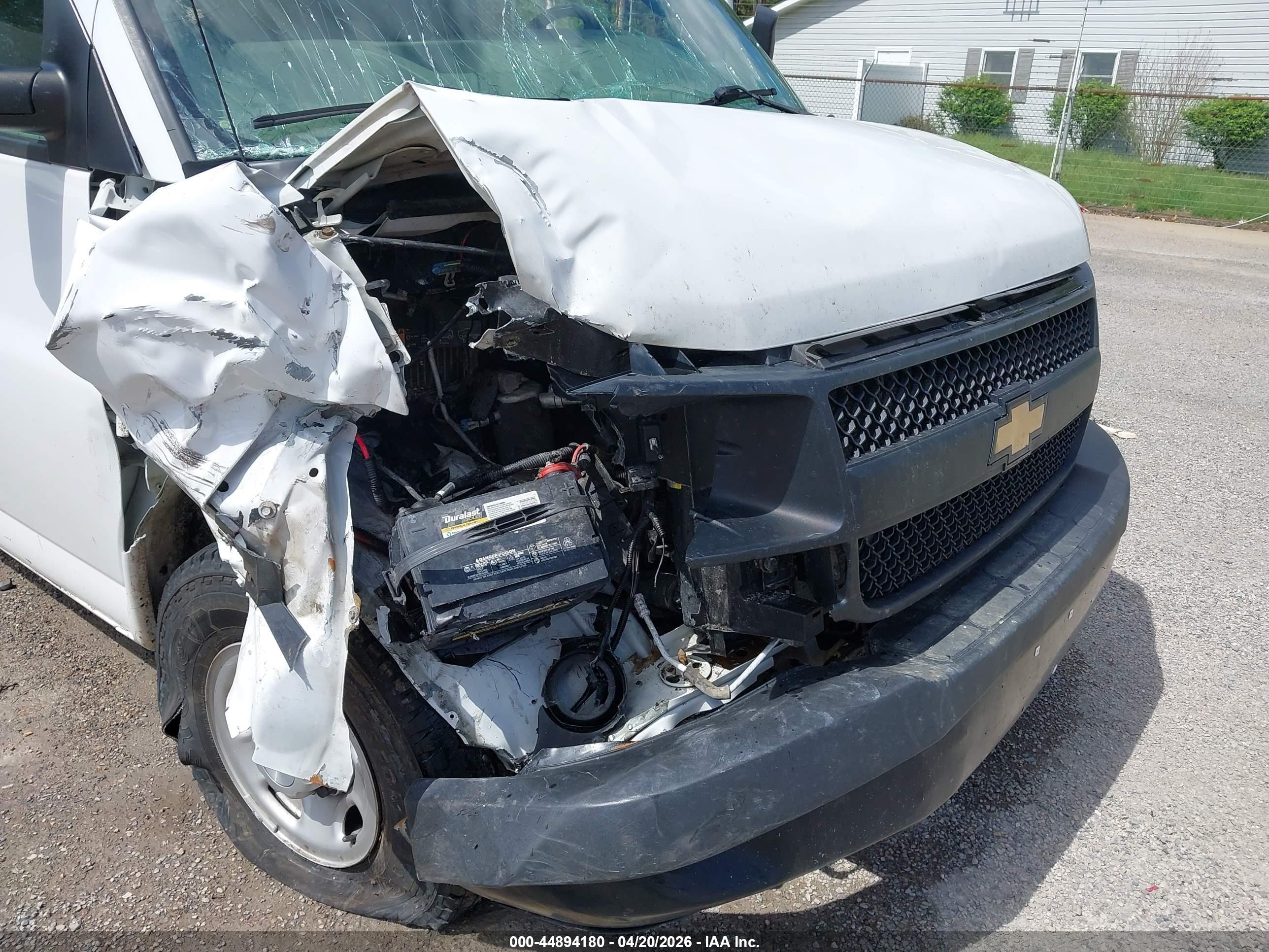 CHEVROLET EXPRESS image 6
