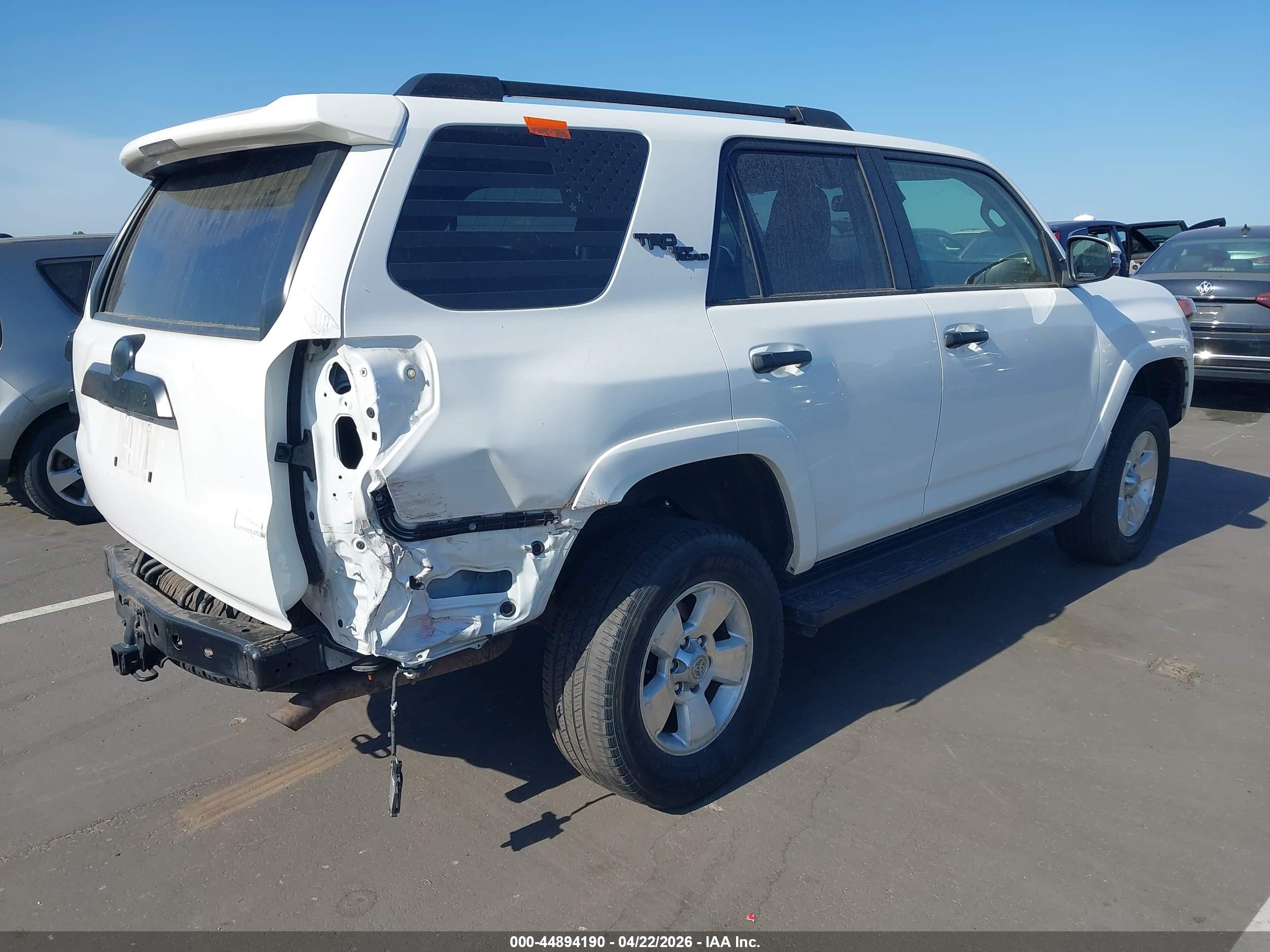 TOYOTA 4RUNNER image 4
