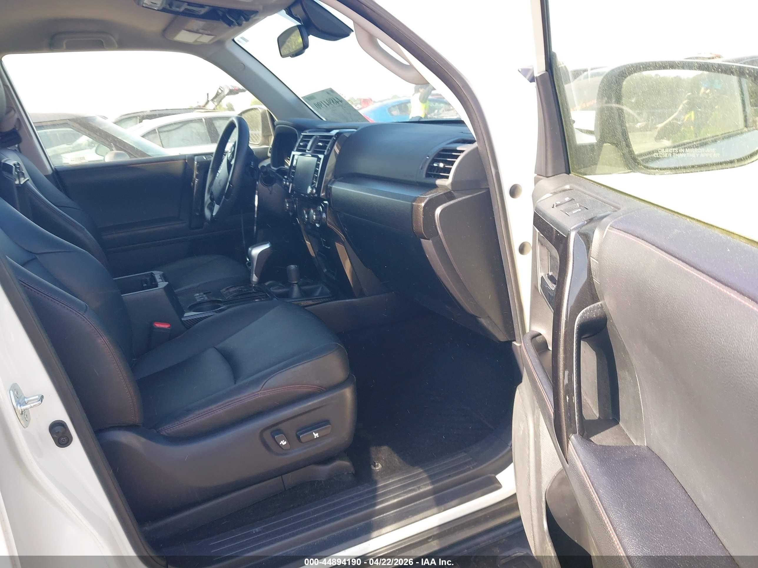 TOYOTA 4RUNNER image 5
