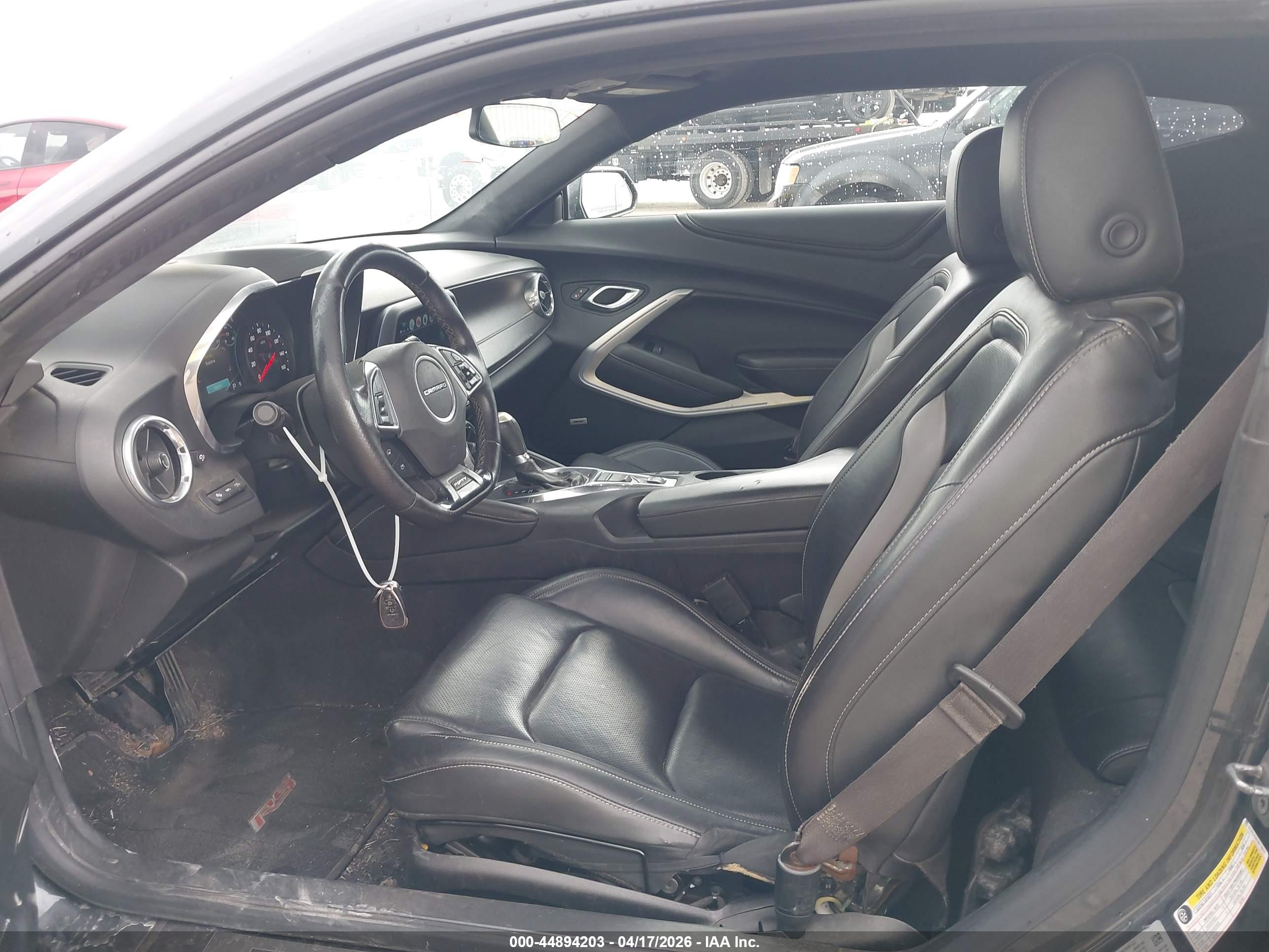 CHEVROLET CAMARO image 5