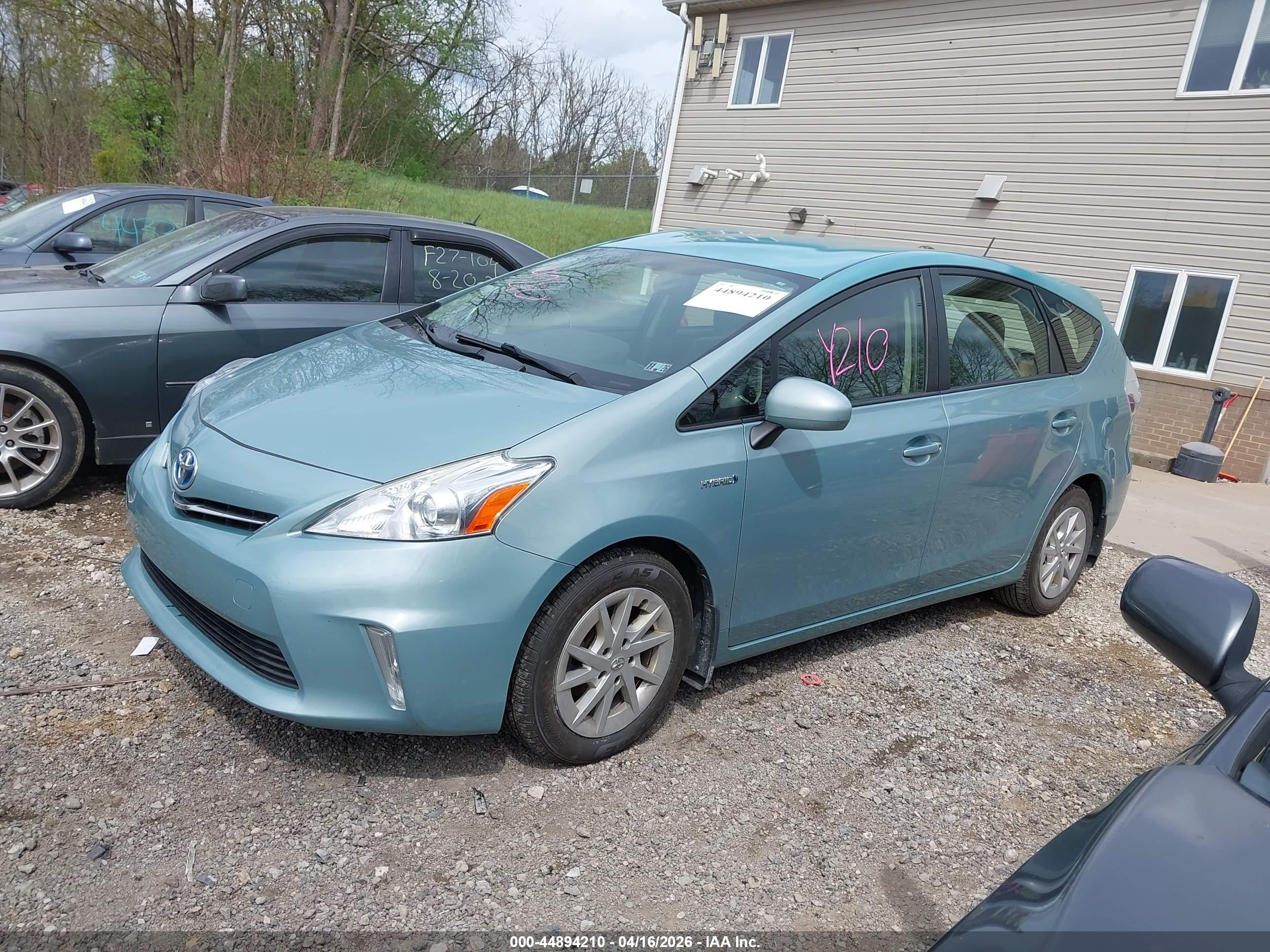 TOYOTA PRIUS image 2