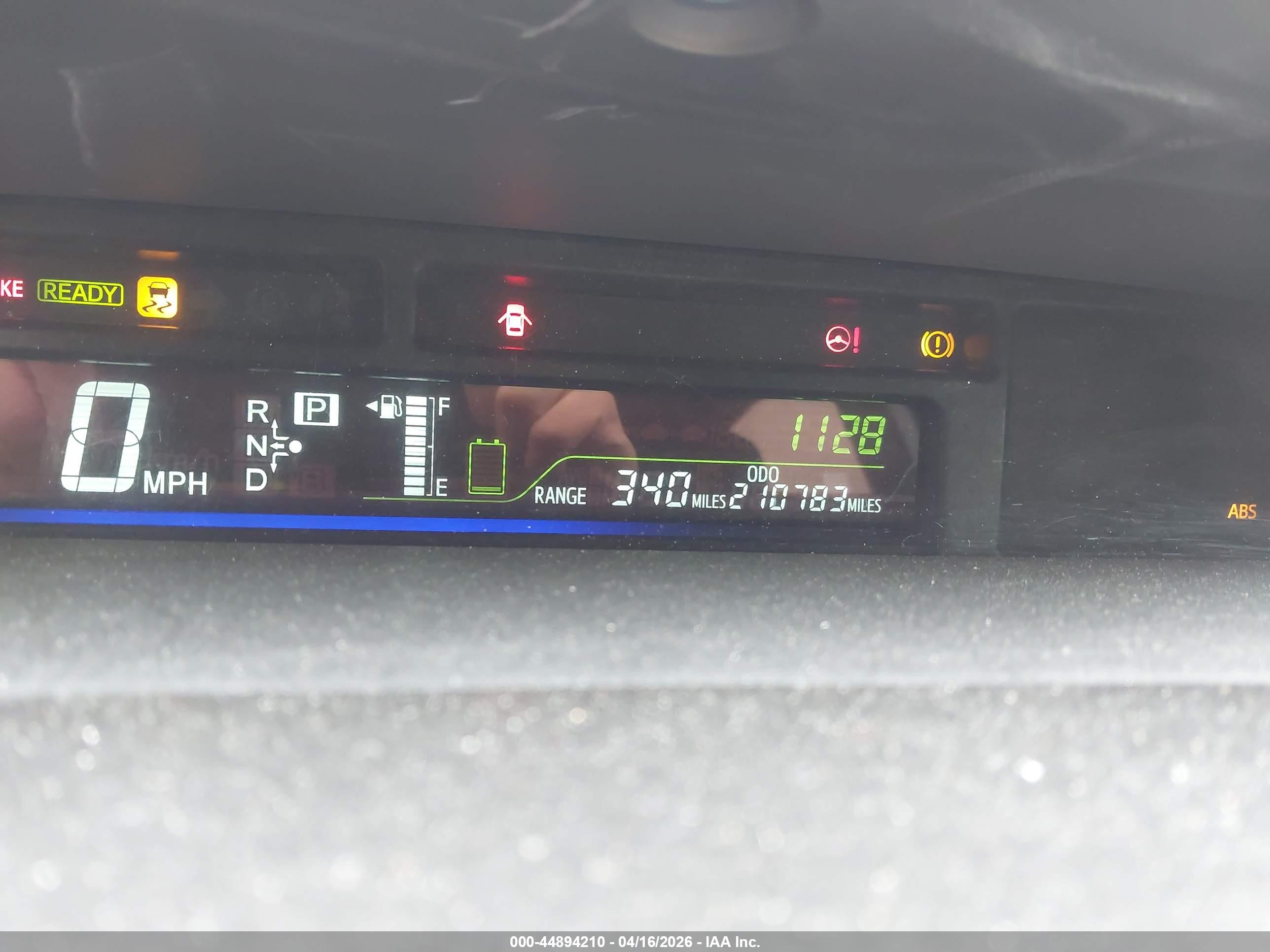 TOYOTA PRIUS image 7