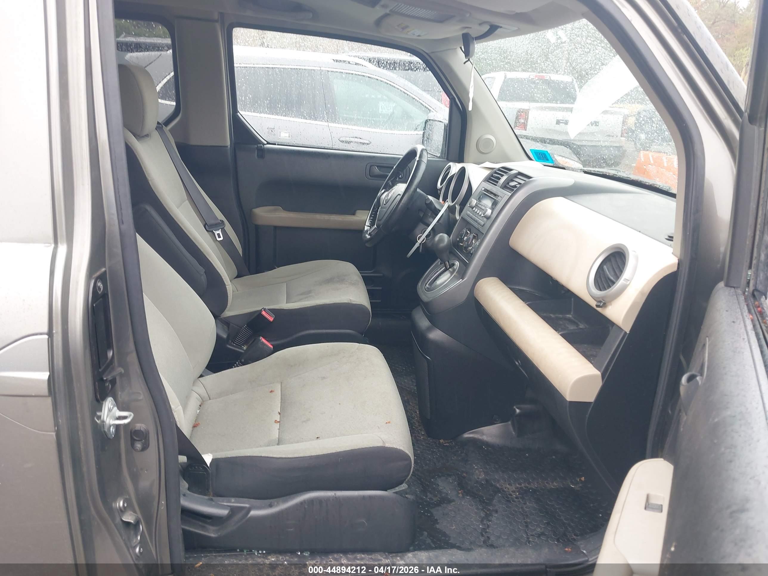 HONDA ELEMENT image 5