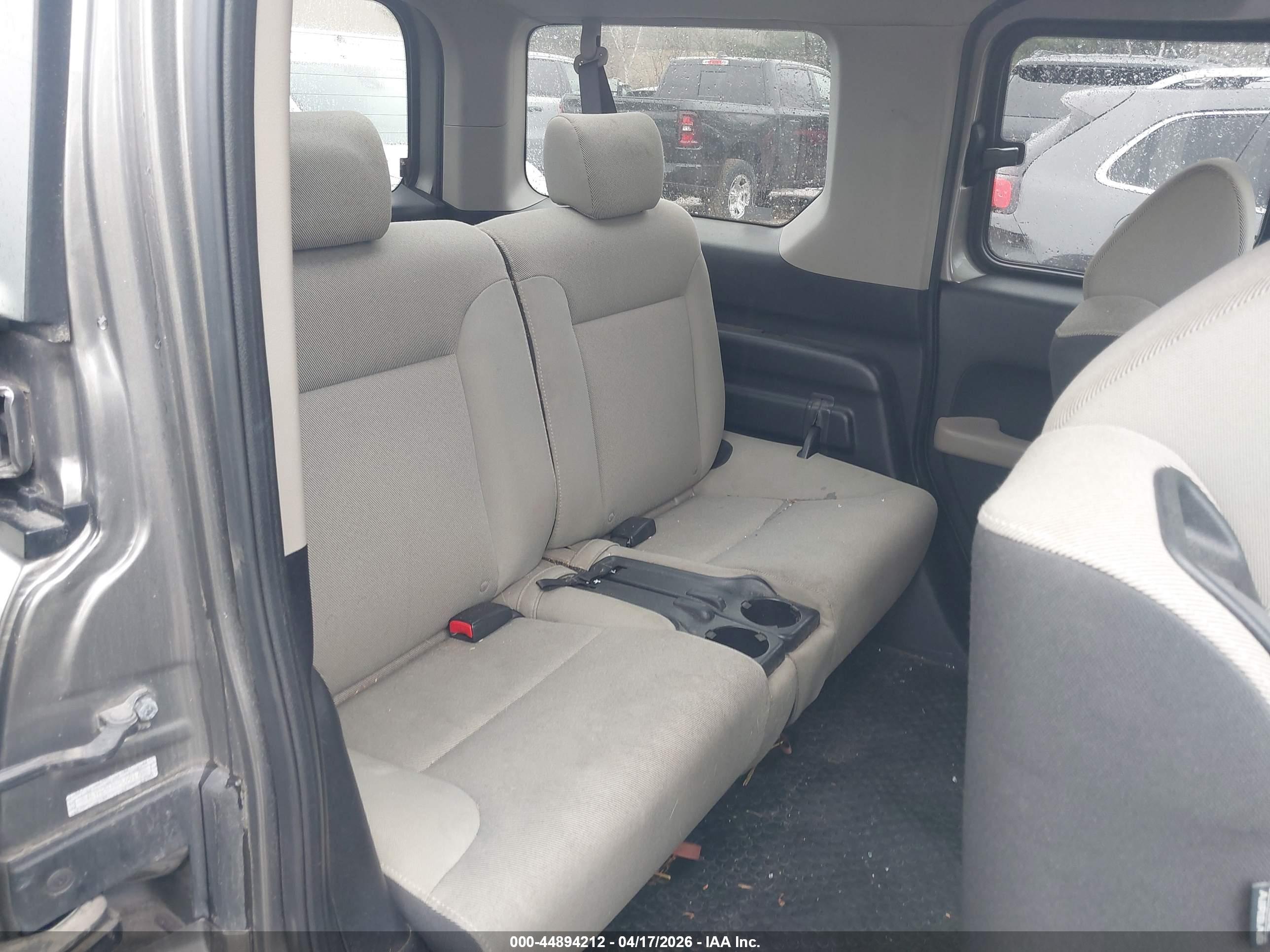 HONDA ELEMENT image 8