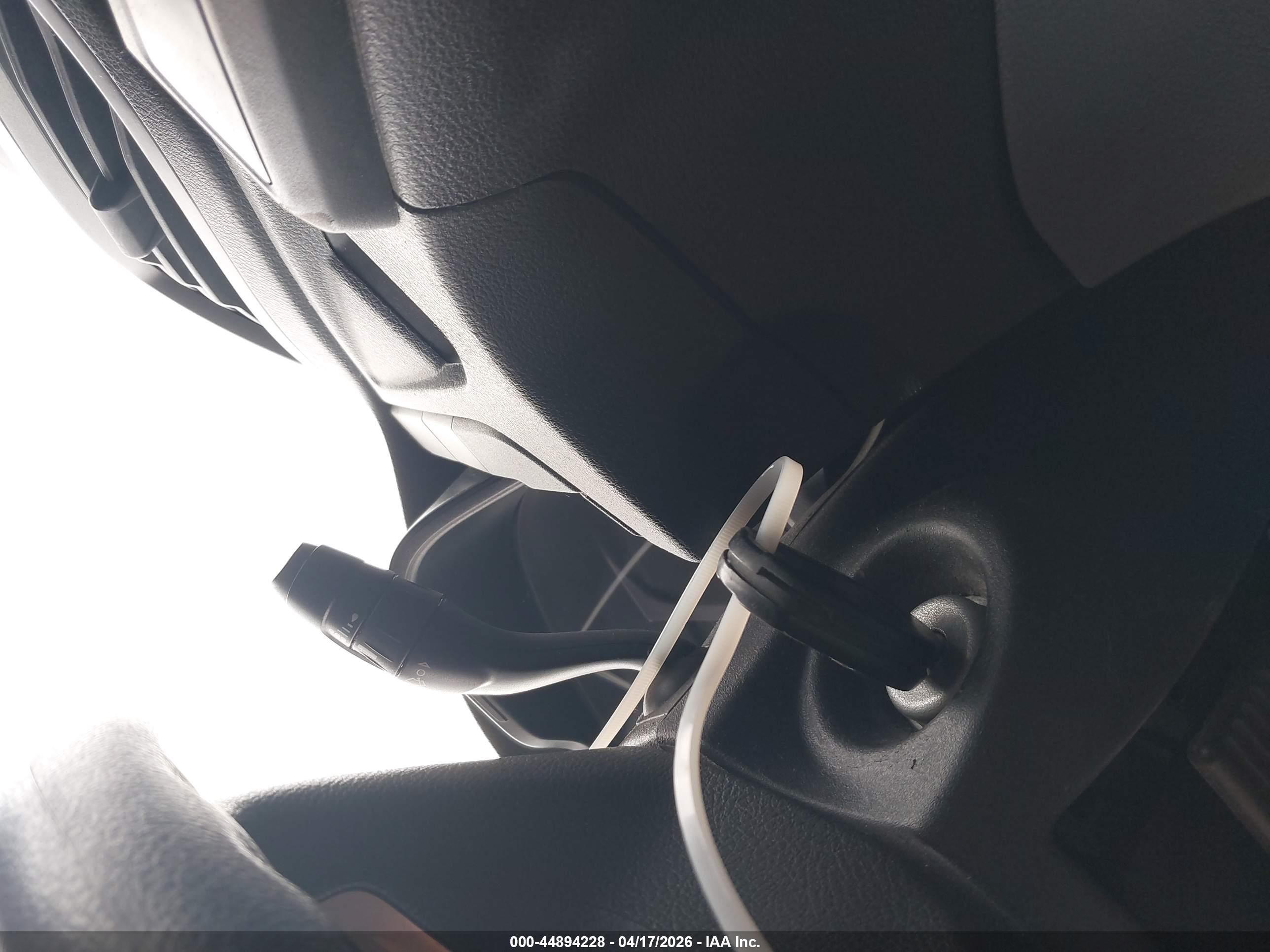 FORD TRANSIT-250 image 11
