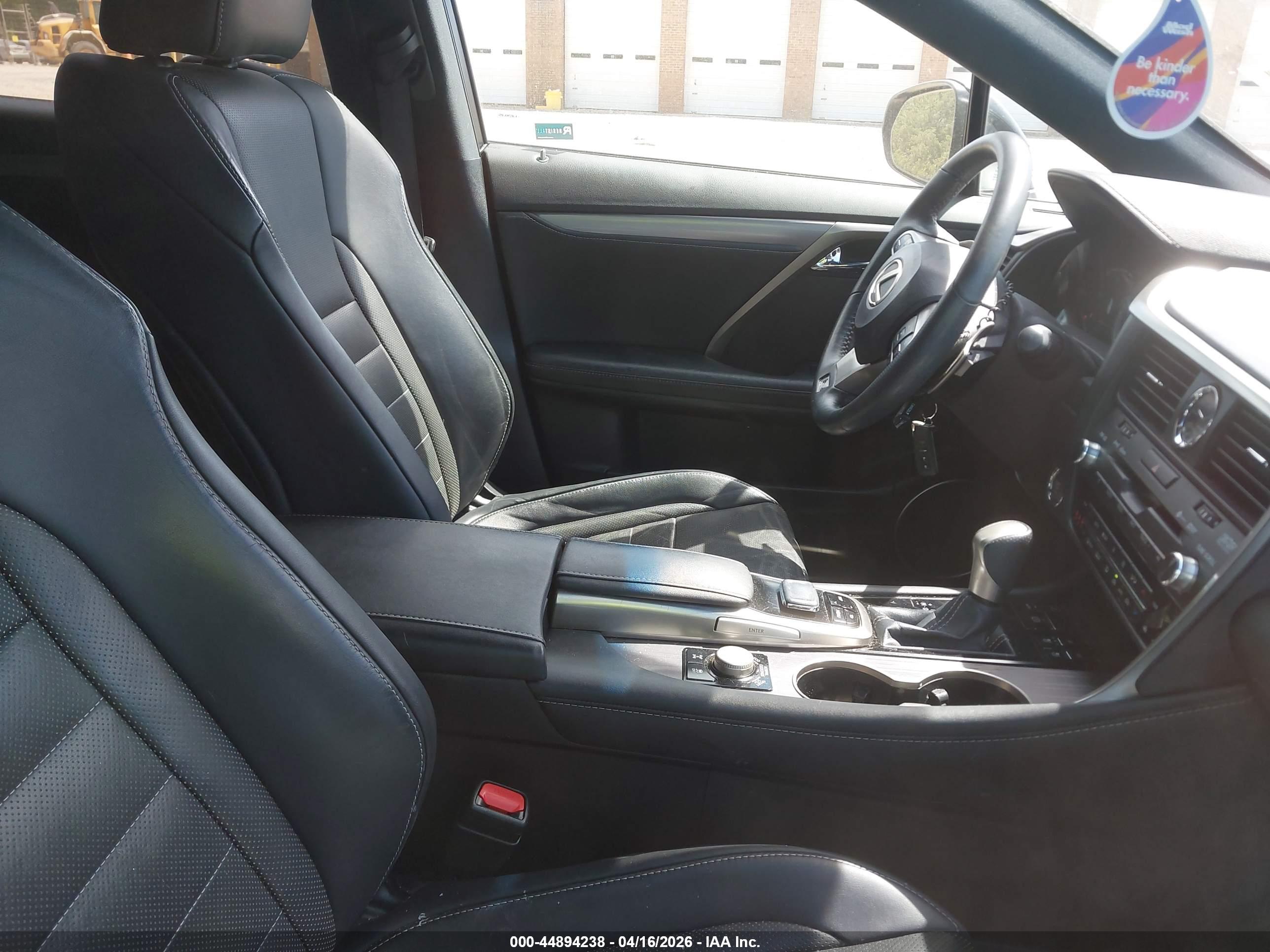 LEXUS RX image 5