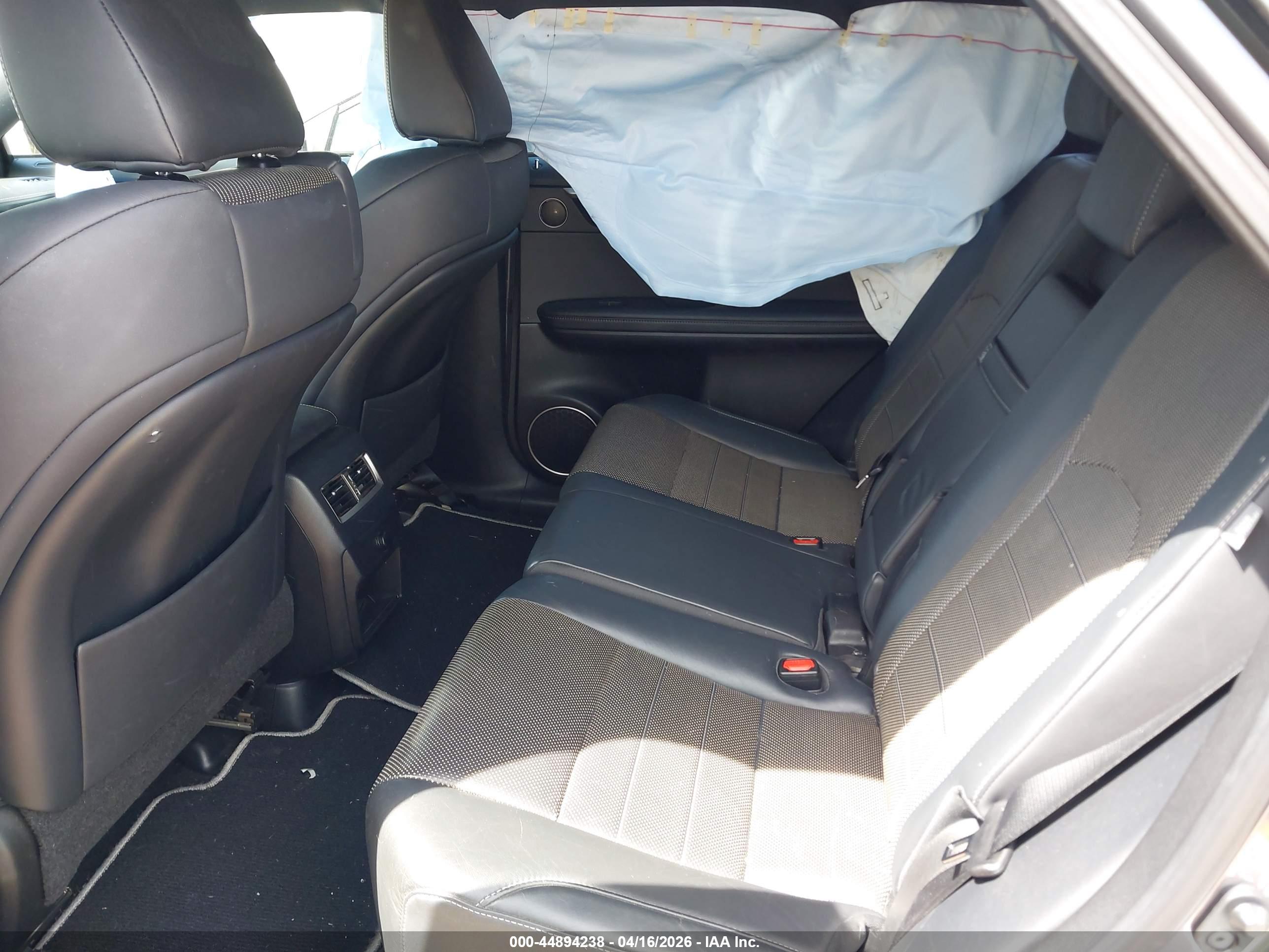 LEXUS RX image 8