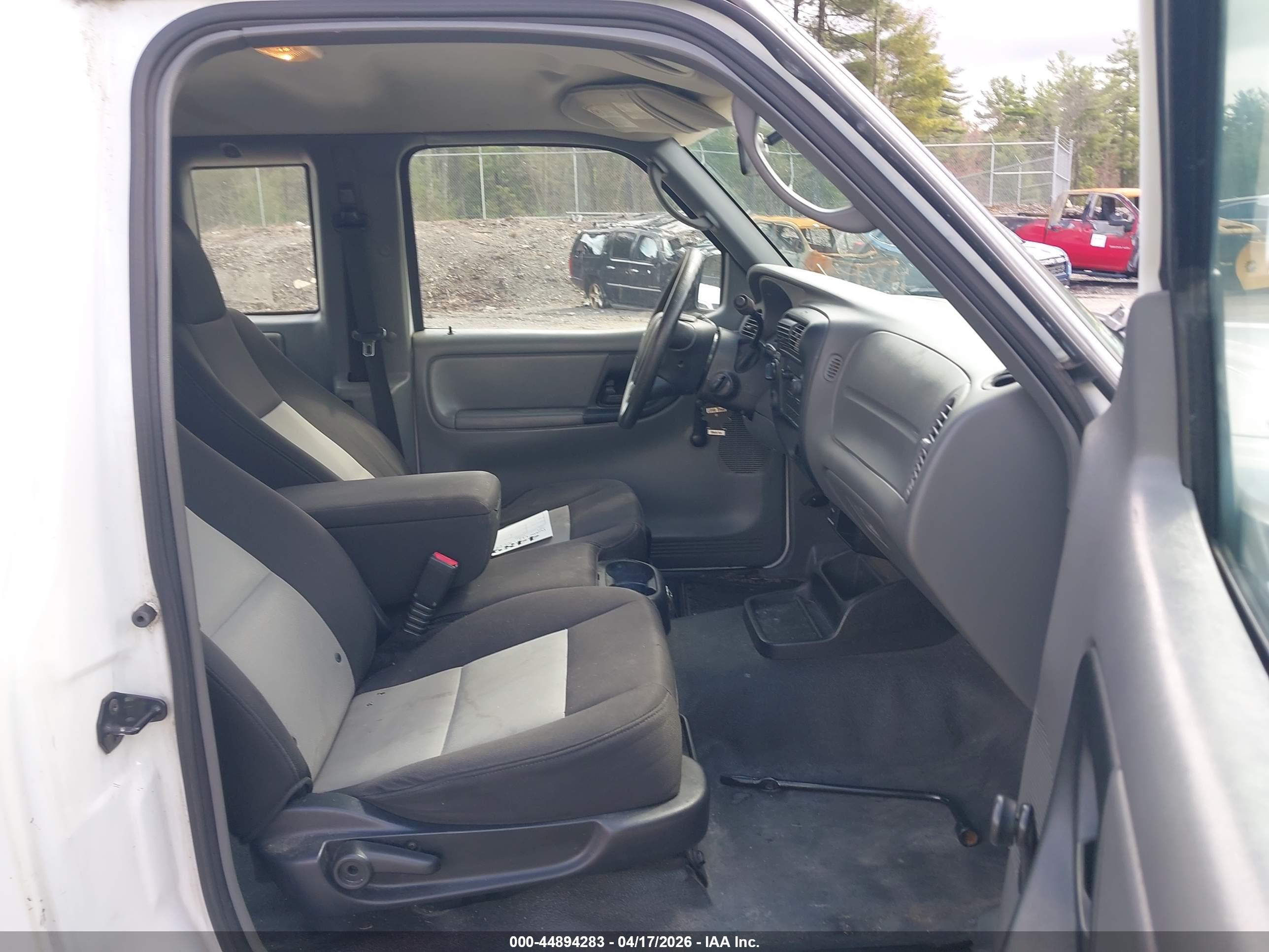 FORD RANGER image 5