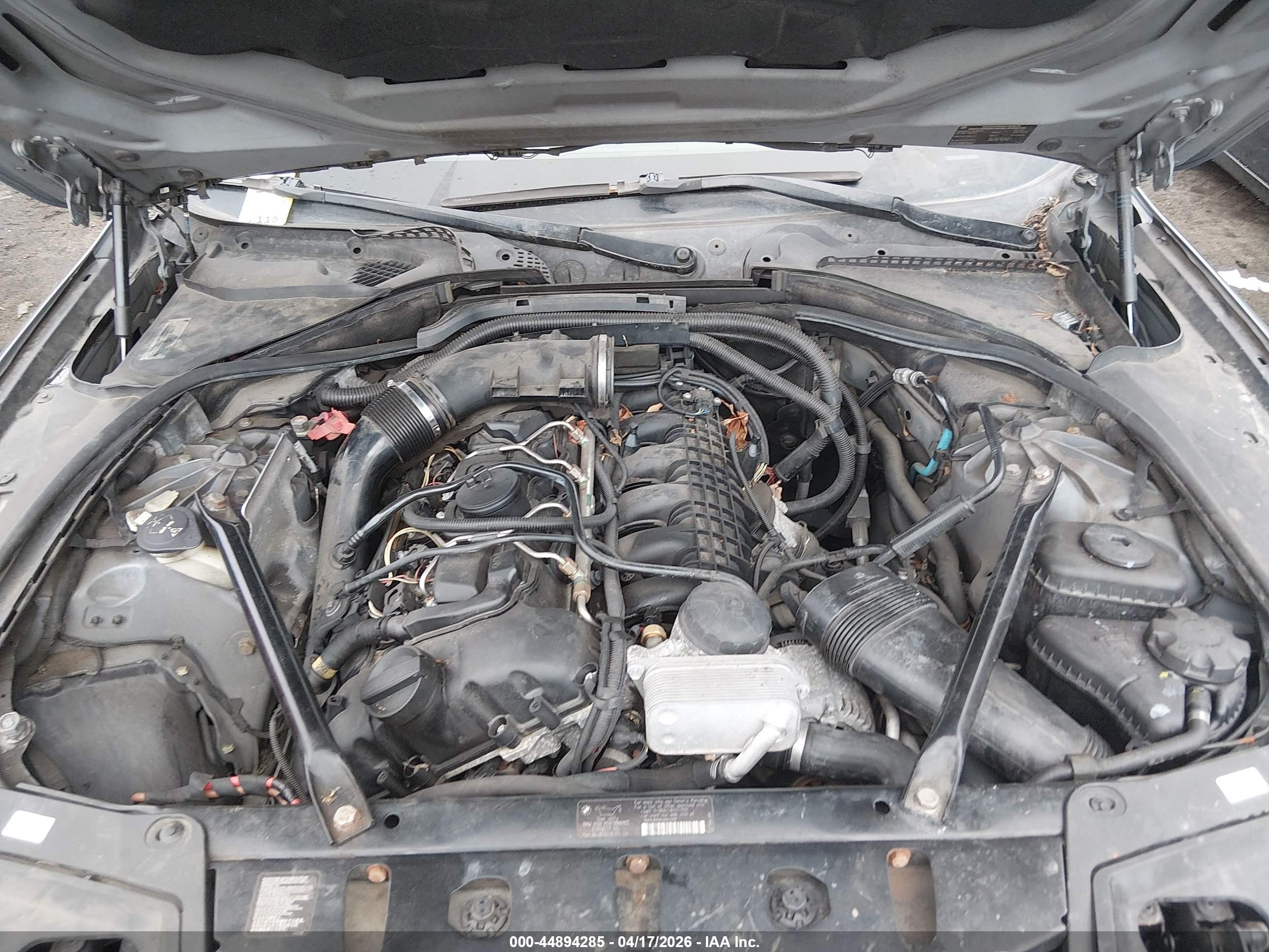 BMW 535I image 10