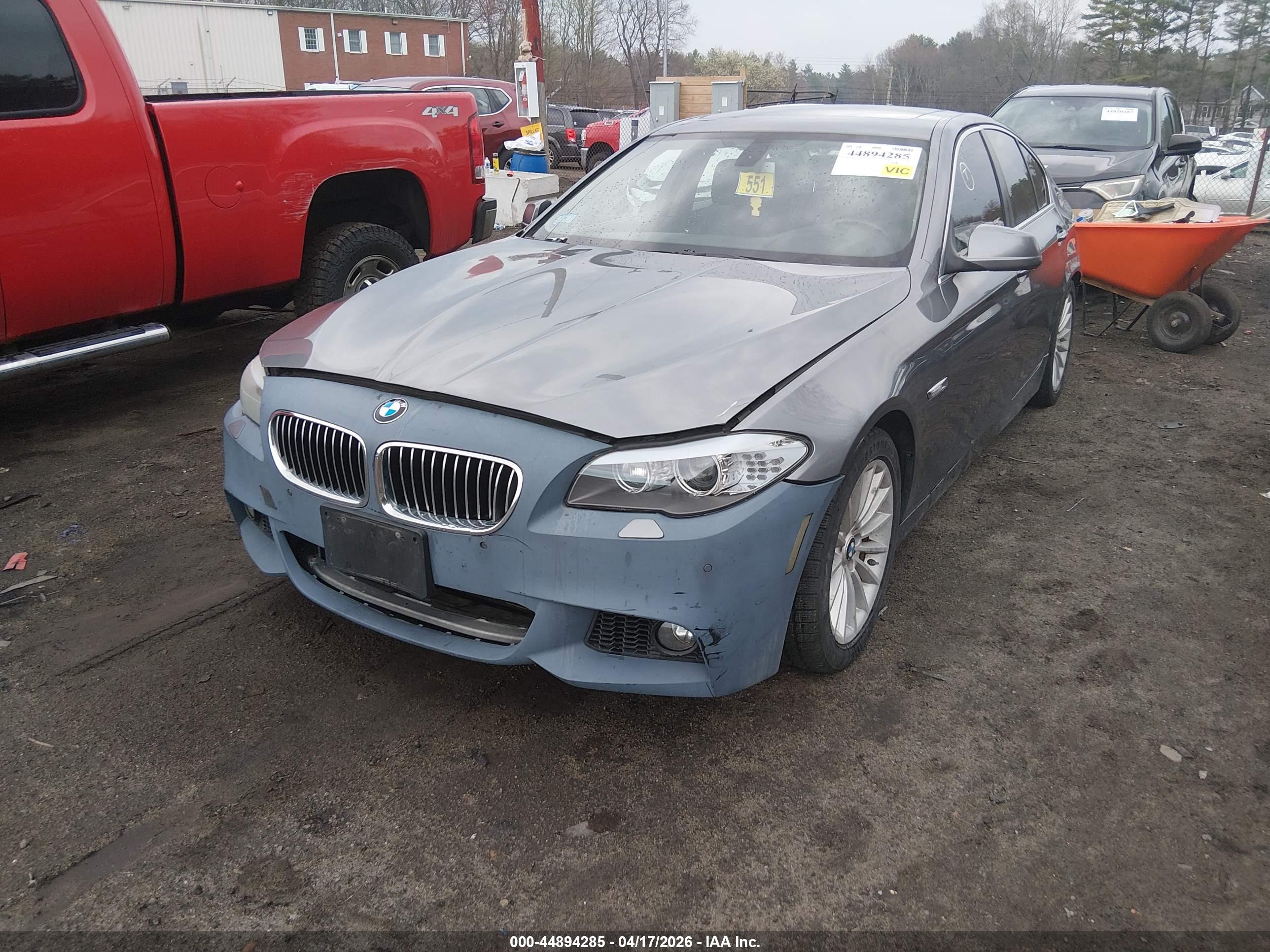 BMW 535I image 2