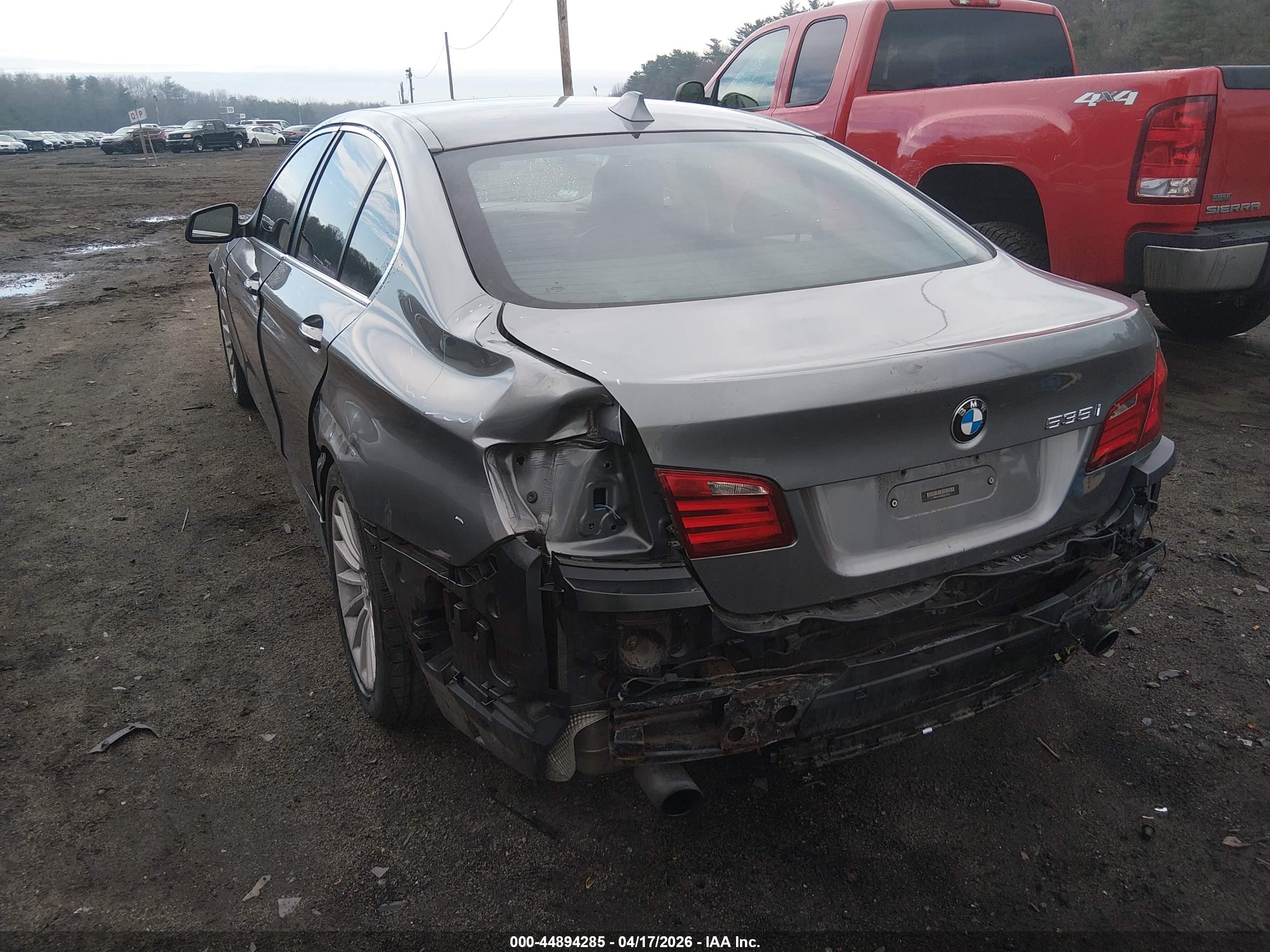 BMW 535I image 3
