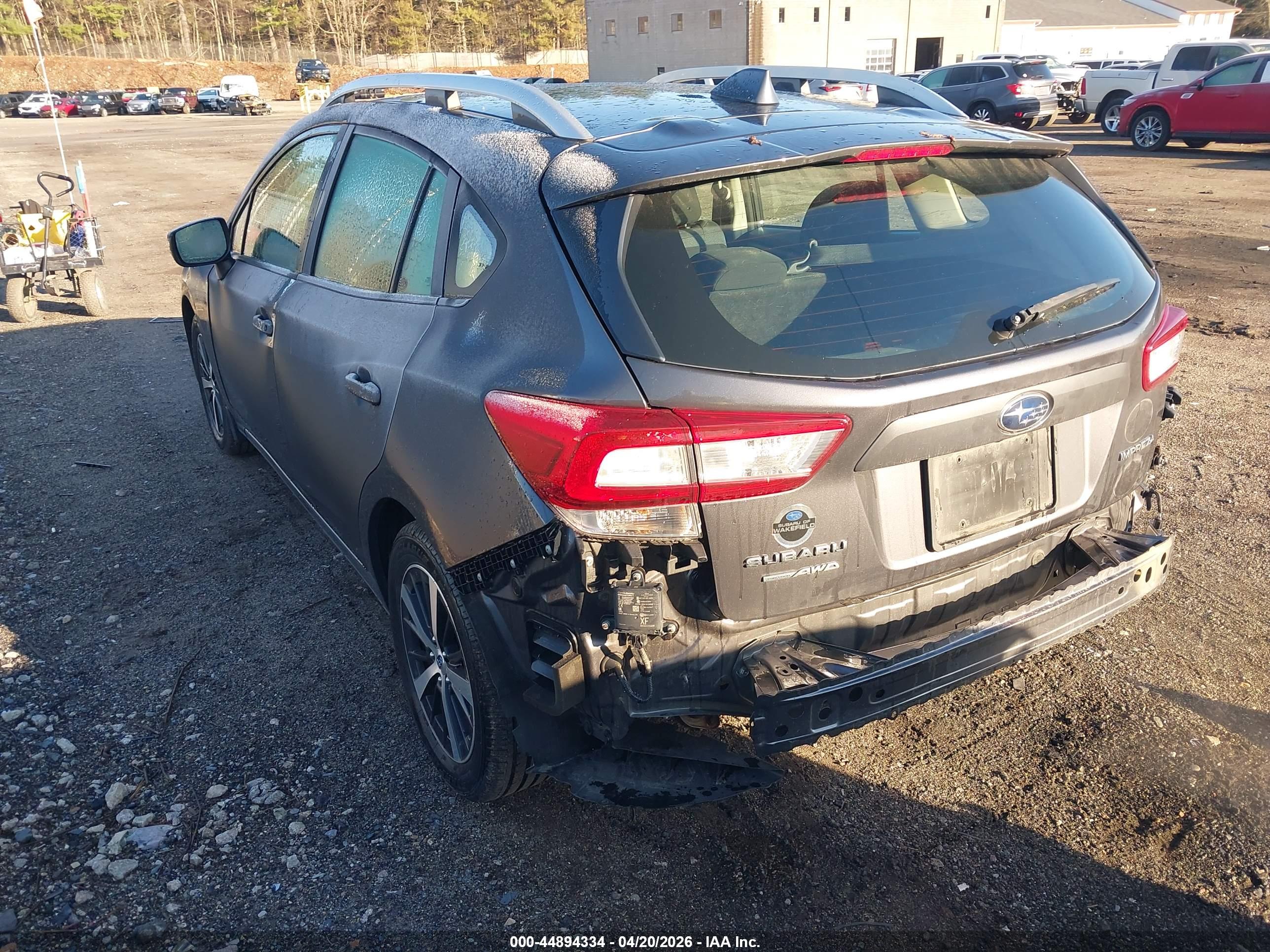 SUBARU IMPREZA image 3