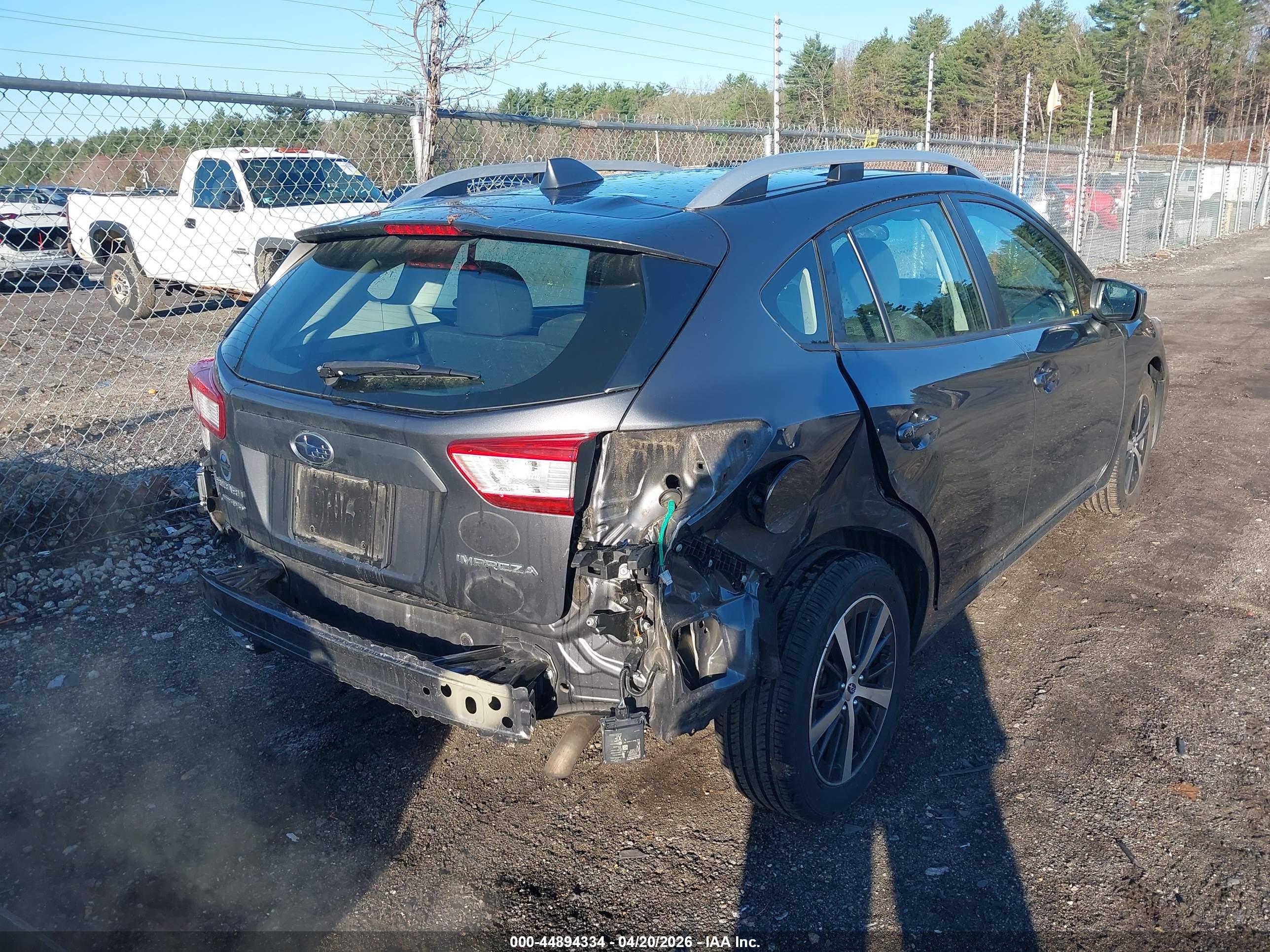 SUBARU IMPREZA image 4