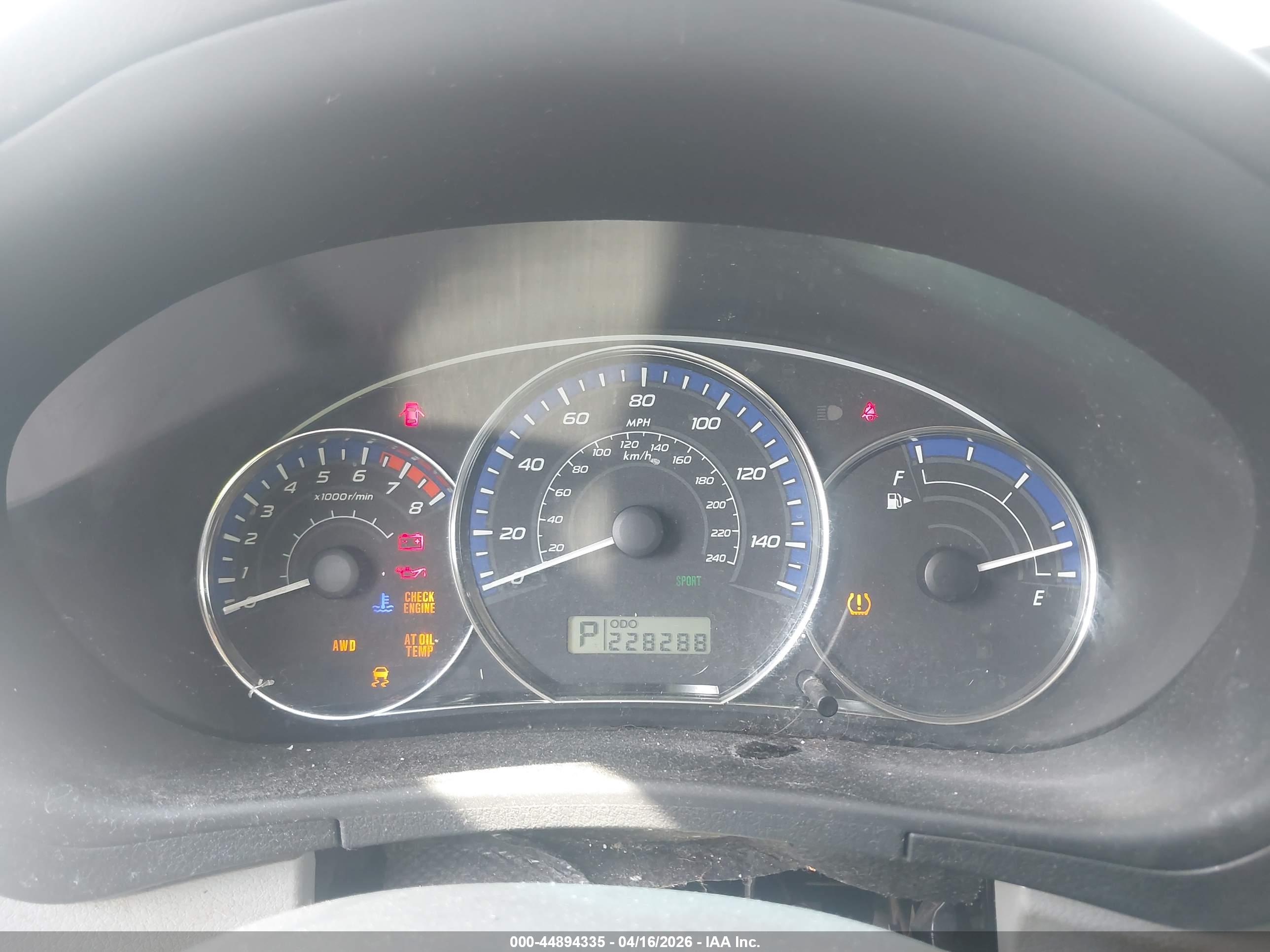 SUBARU FORESTER image 7