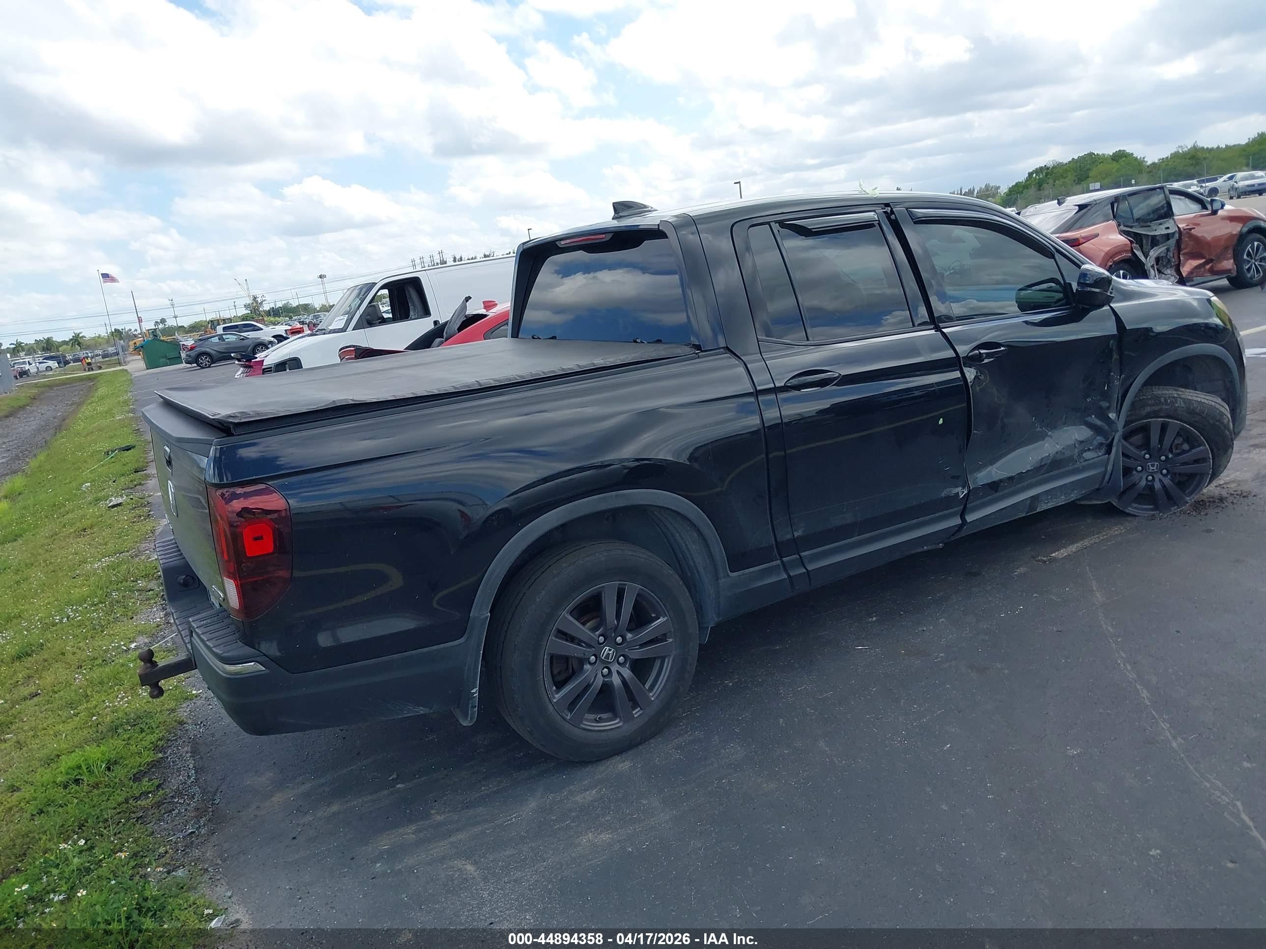HONDA RIDGELINE image 4