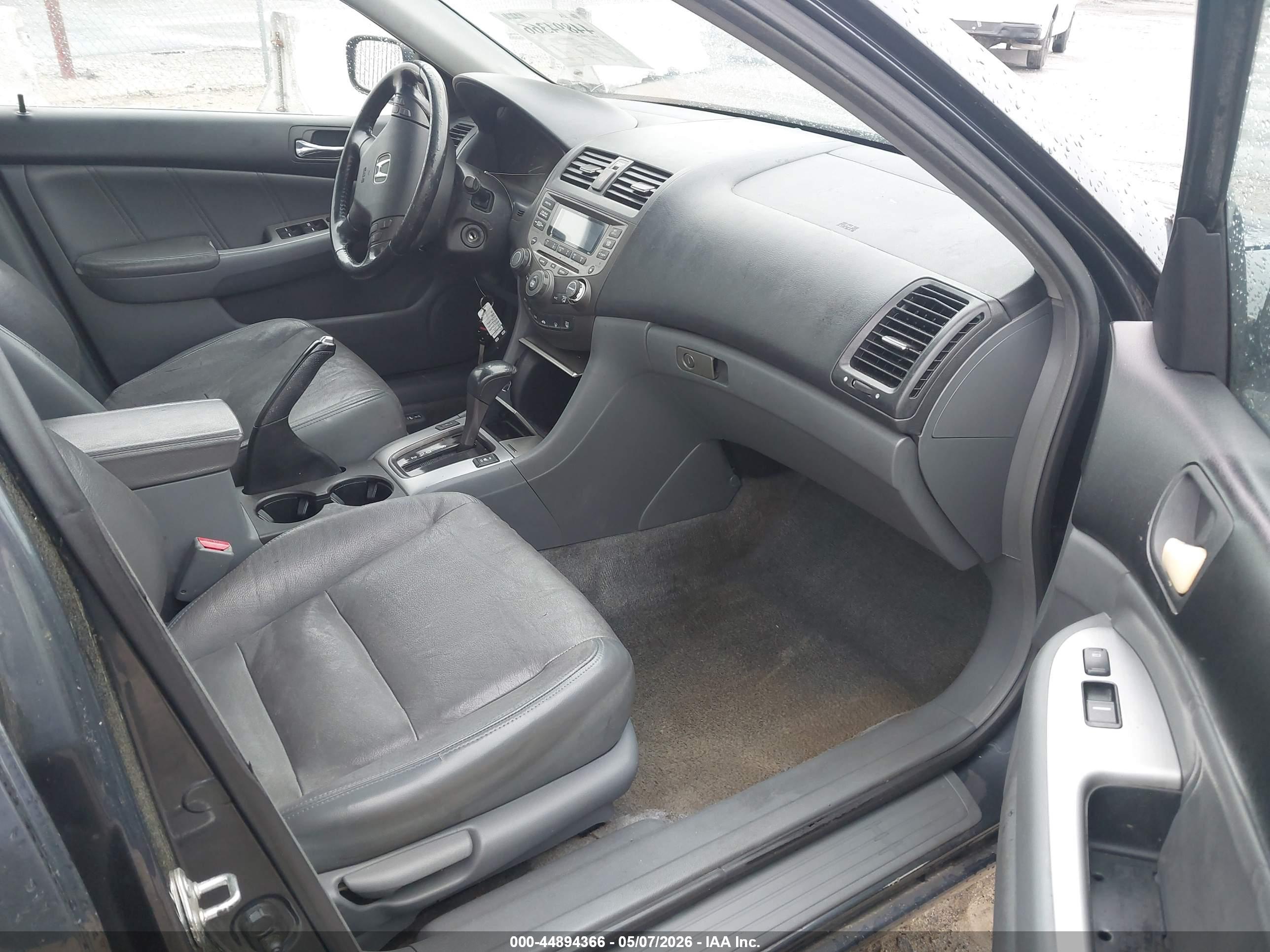 HONDA ACCORD image 5