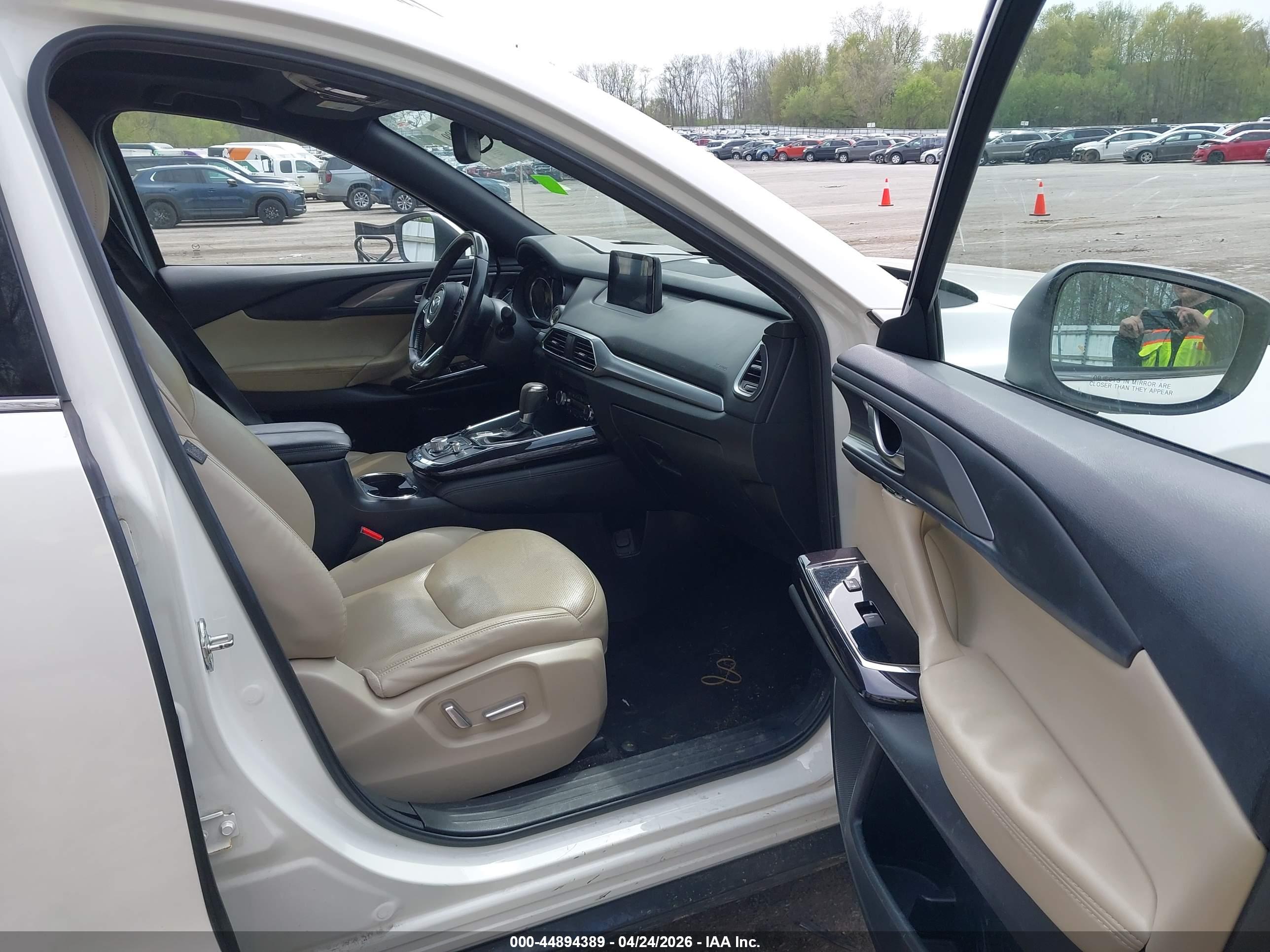 MAZDA CX-9 image 5