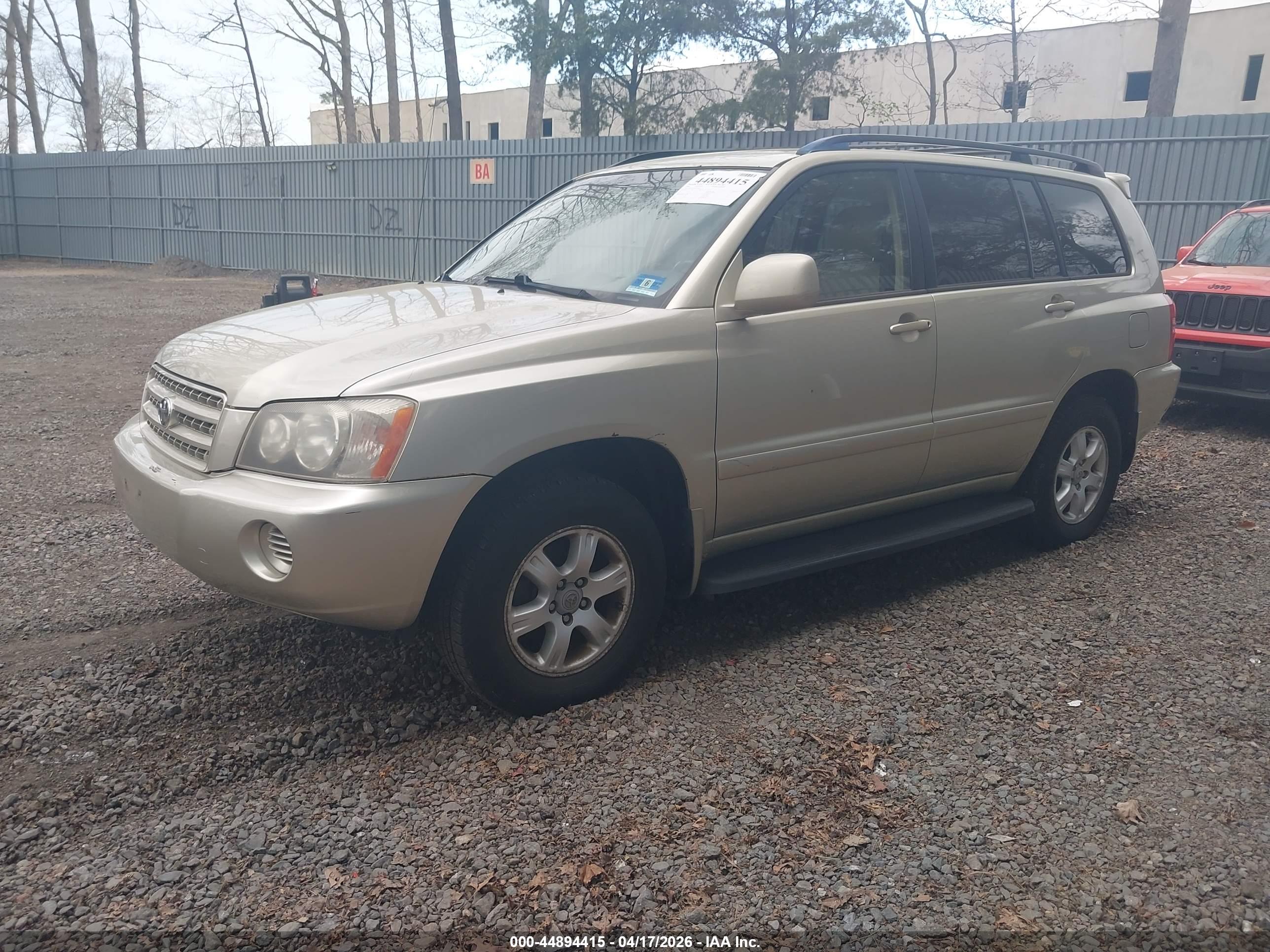 TOYOTA HIGHLANDER image 2