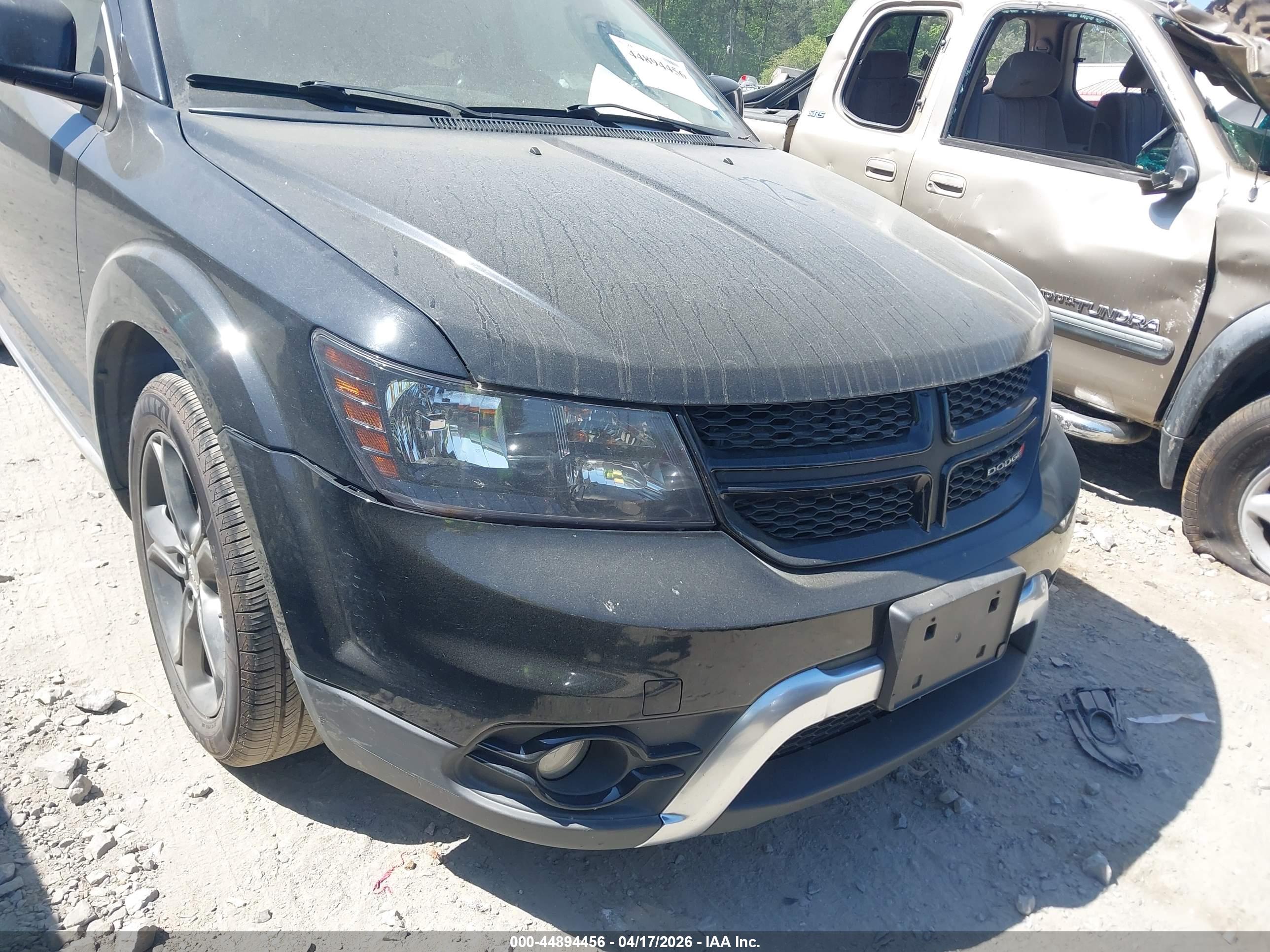 DODGE JOURNEY image 6