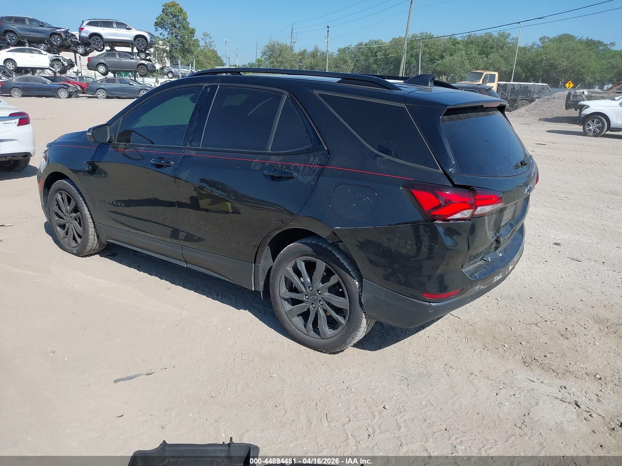 CHEVROLET EQUINOX image 3