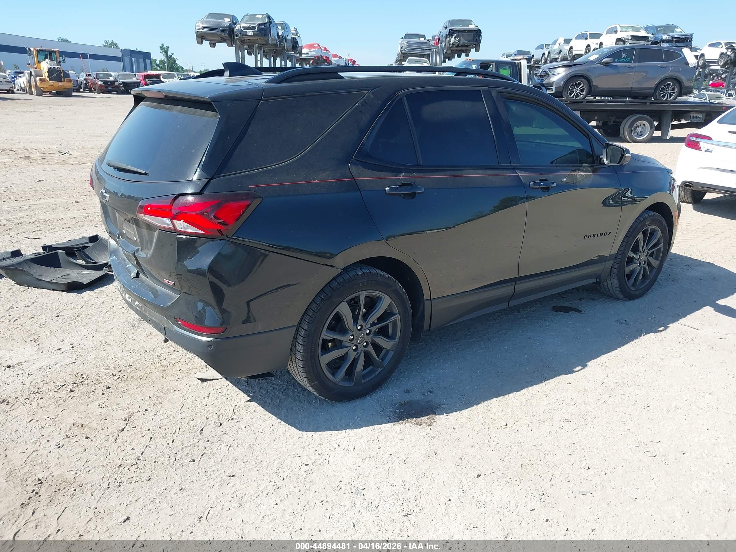 CHEVROLET EQUINOX image 4