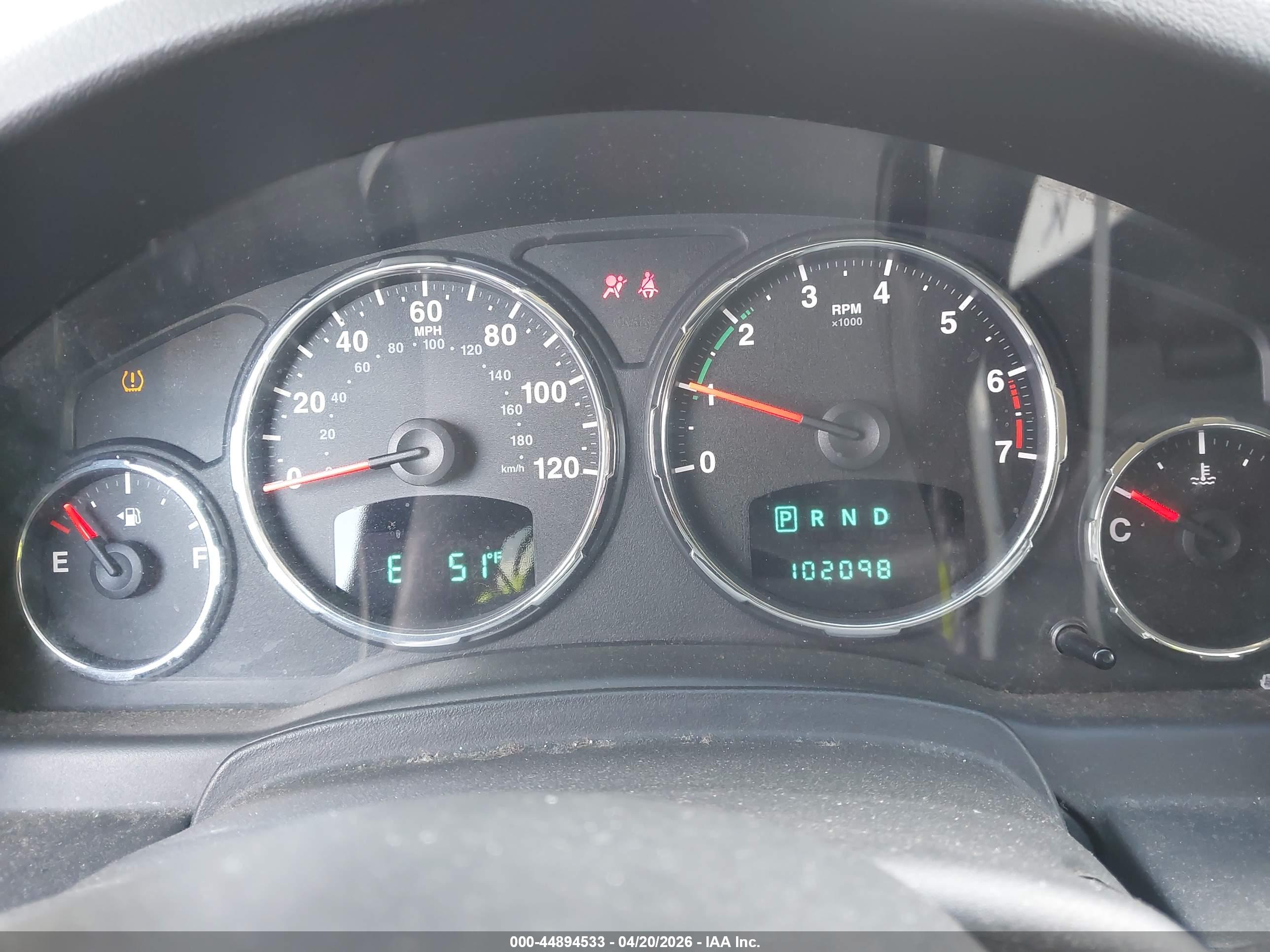 JEEP LIBERTY image 7