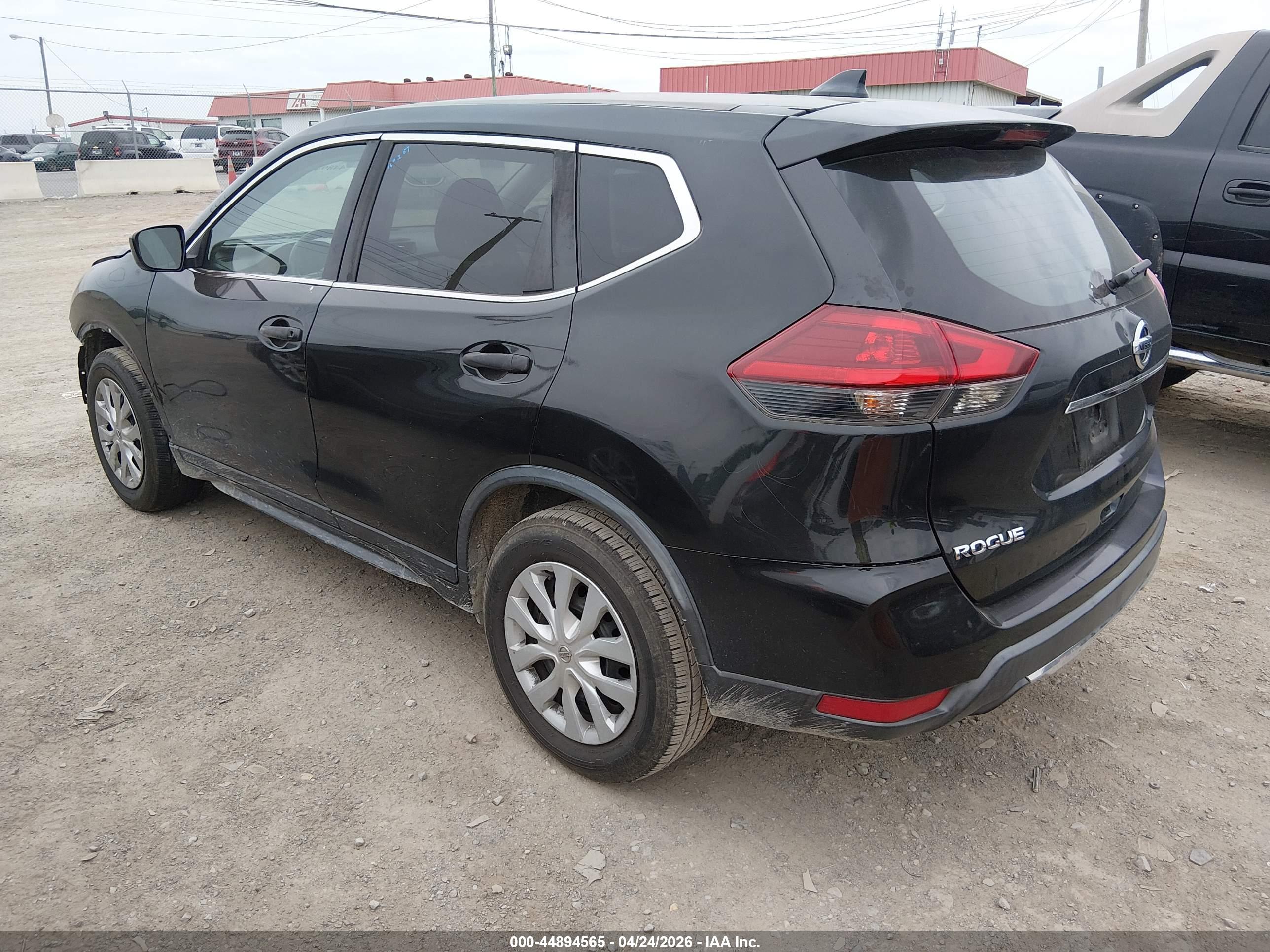 NISSAN ROGUE image 3
