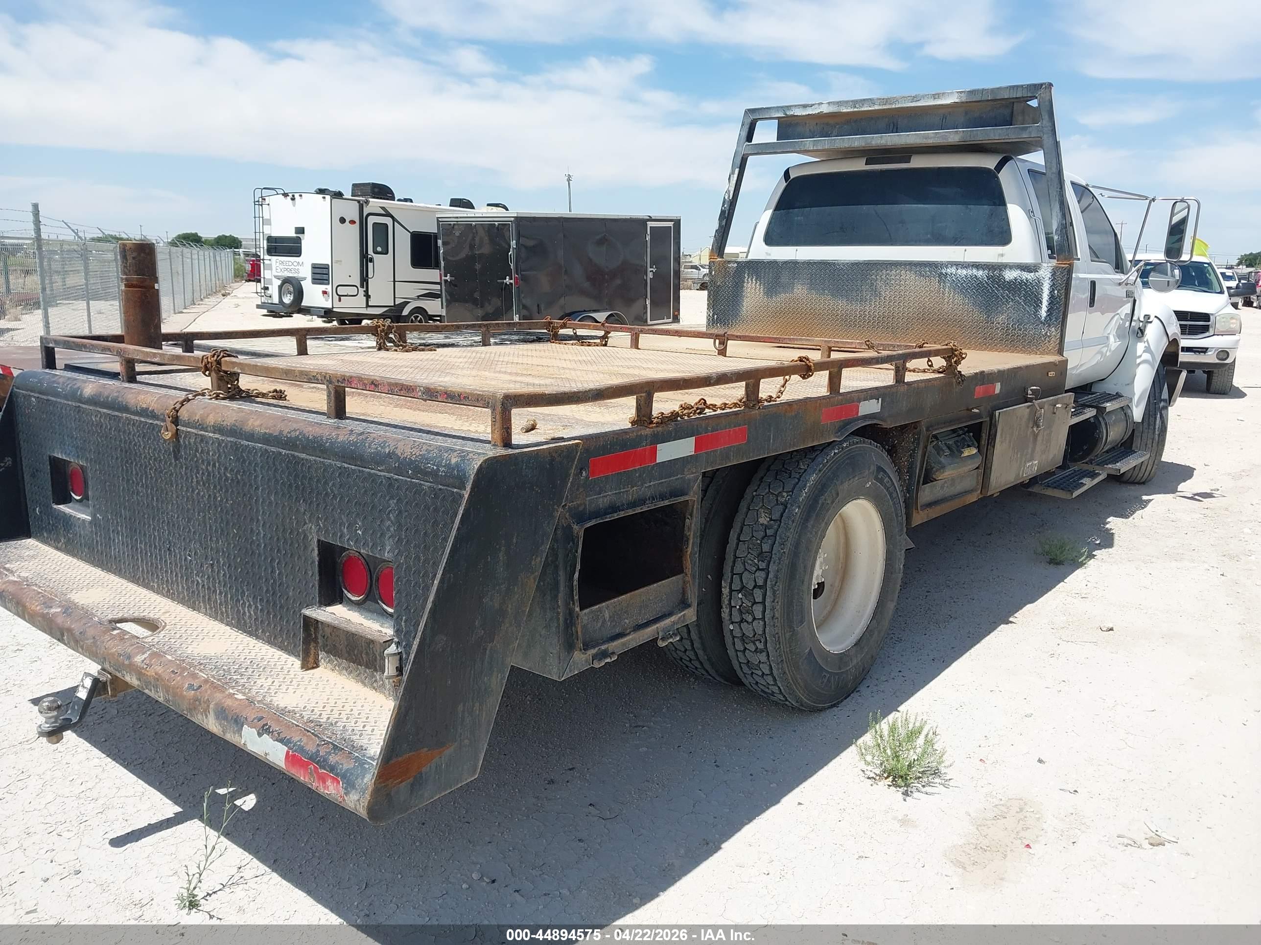 FORD F-650 image 4