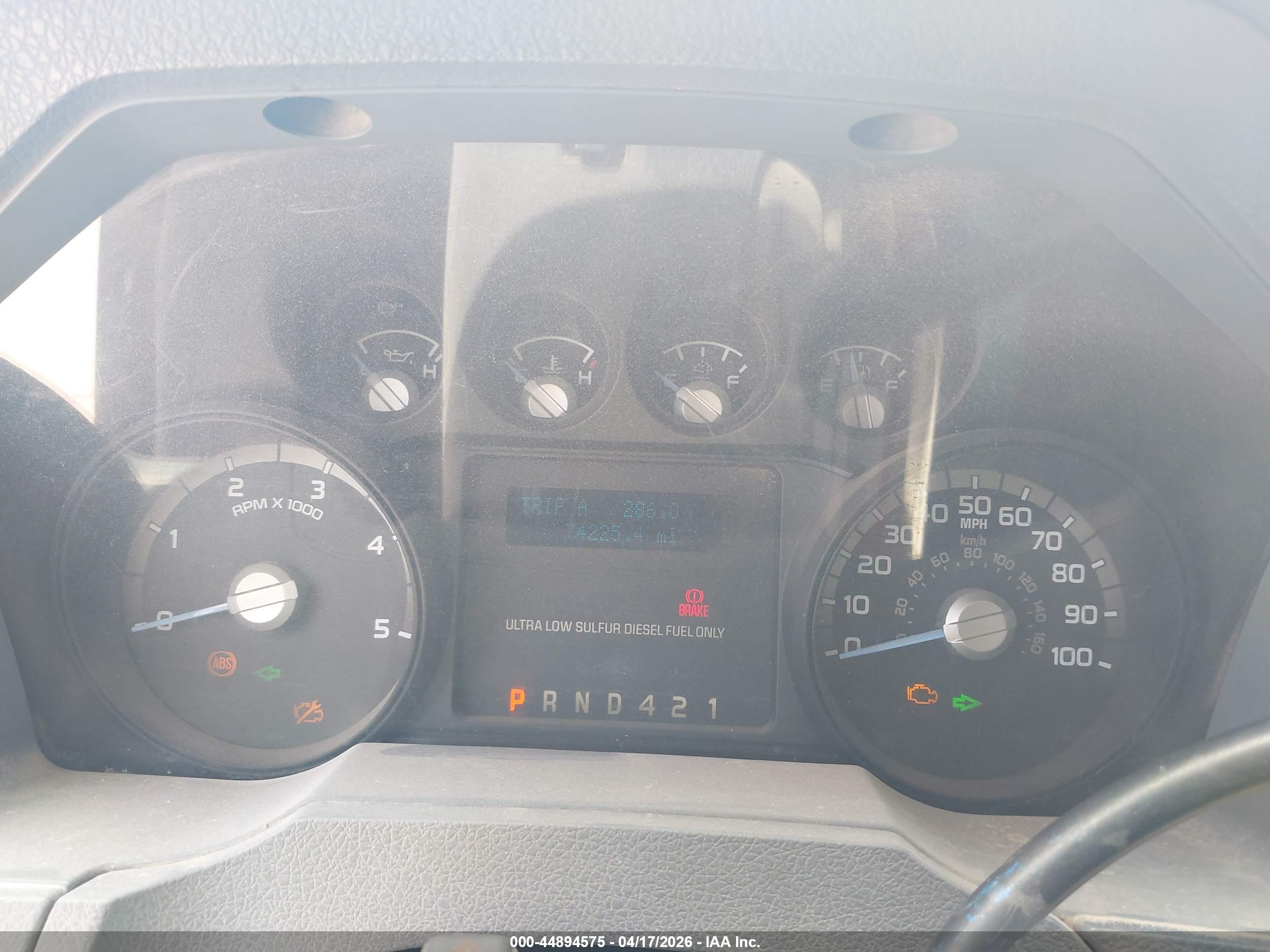 FORD F-650 image 6
