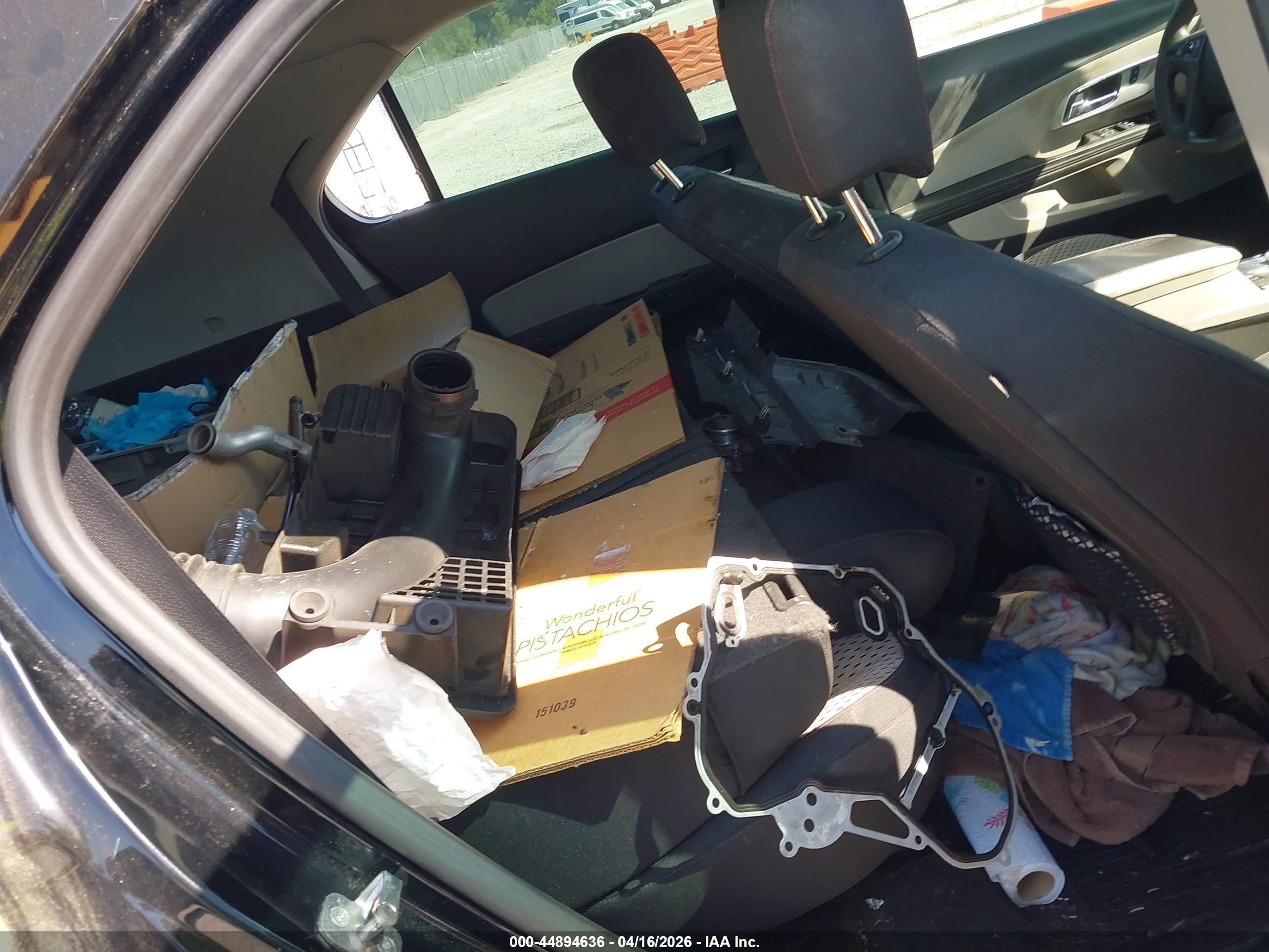 CHEVROLET EQUINOX image 8