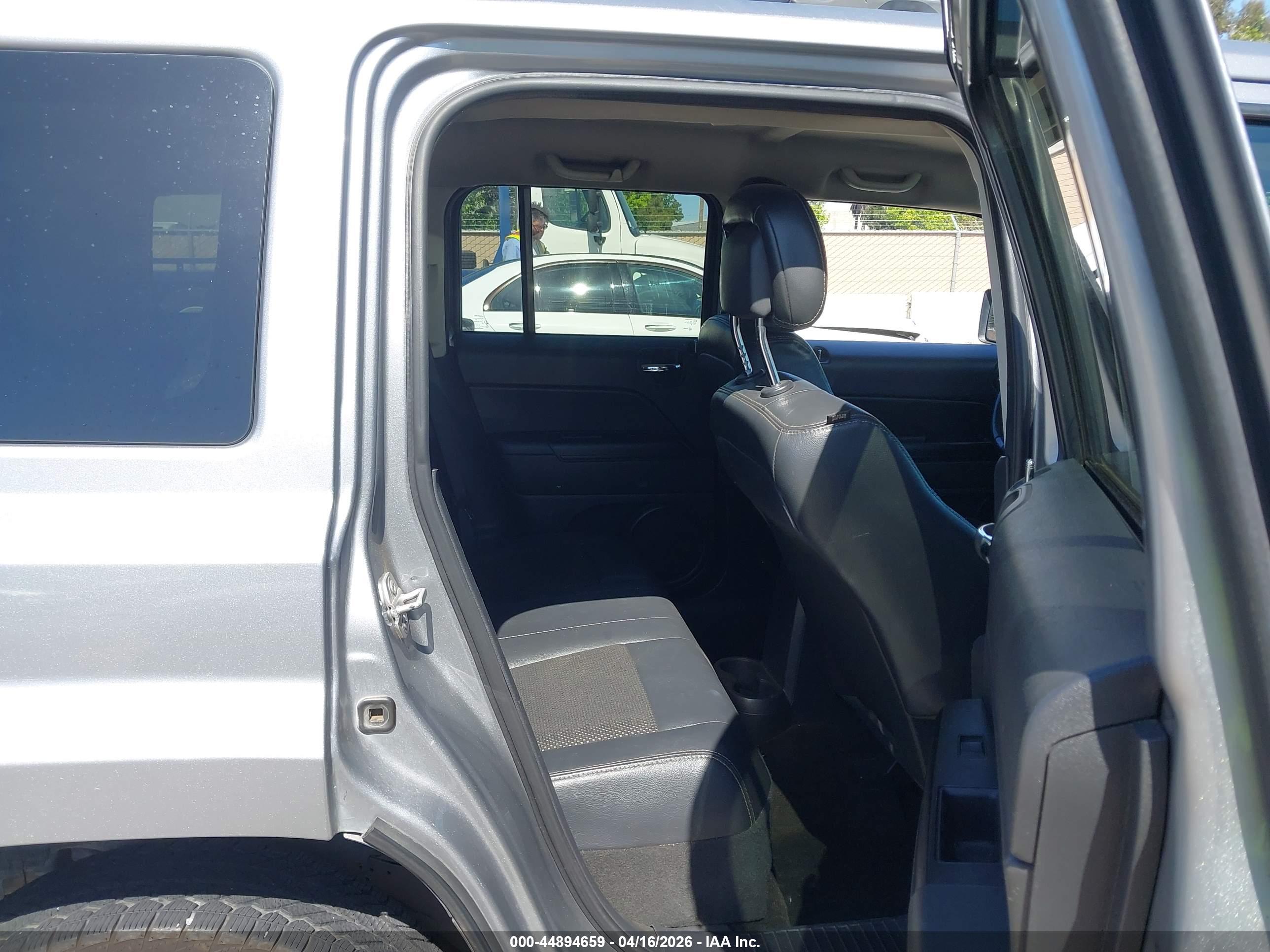 JEEP PATRIOT image 8