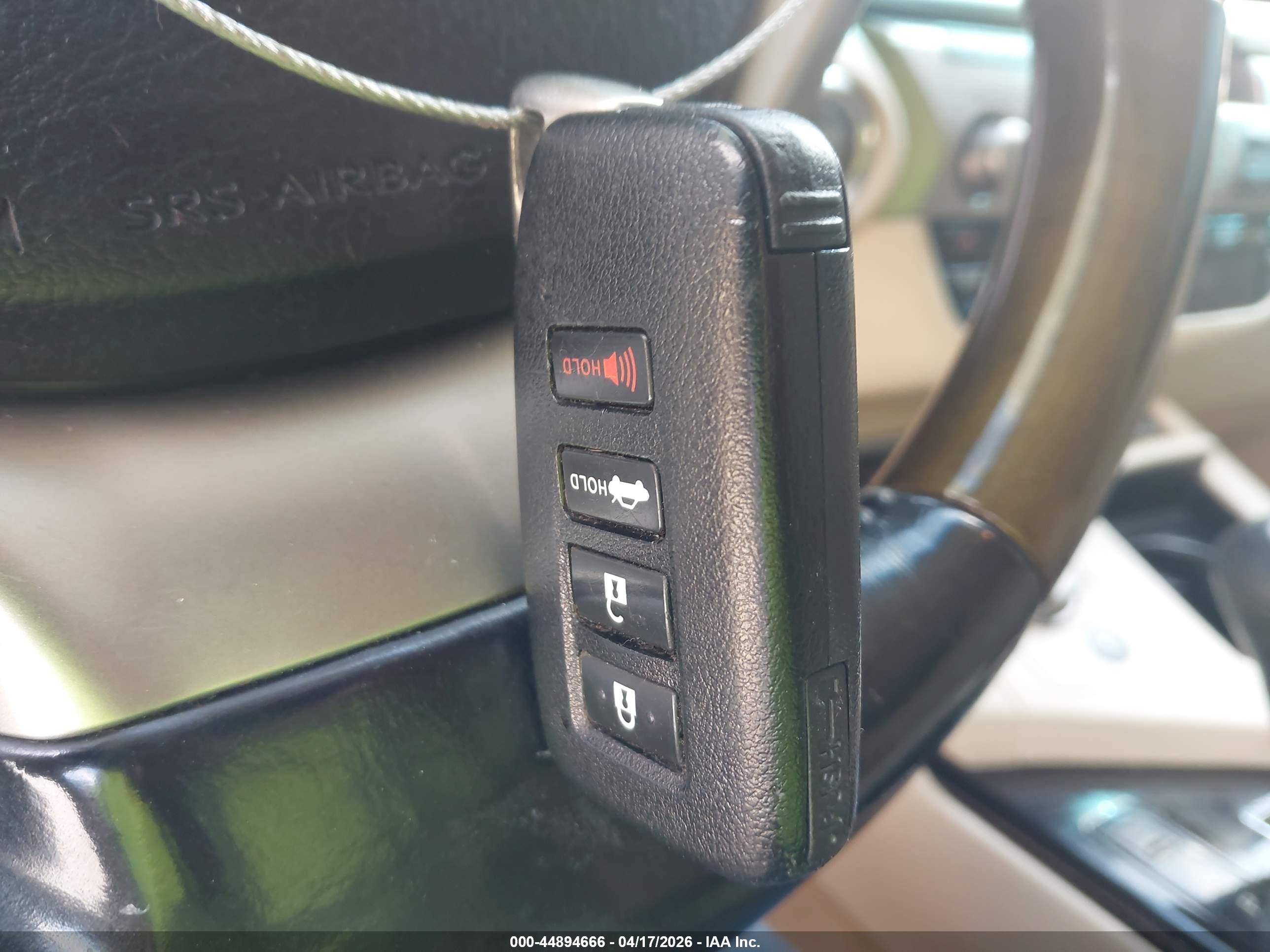 LEXUS ES image 11