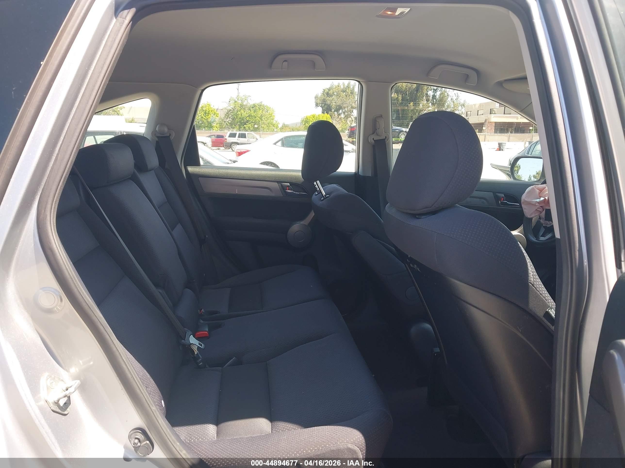 HONDA CR-V image 8