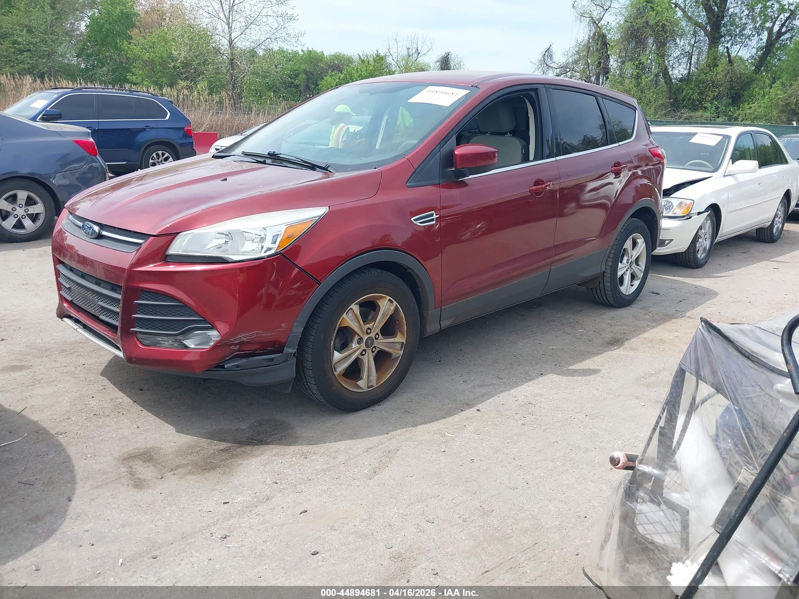 FORD ESCAPE image 2